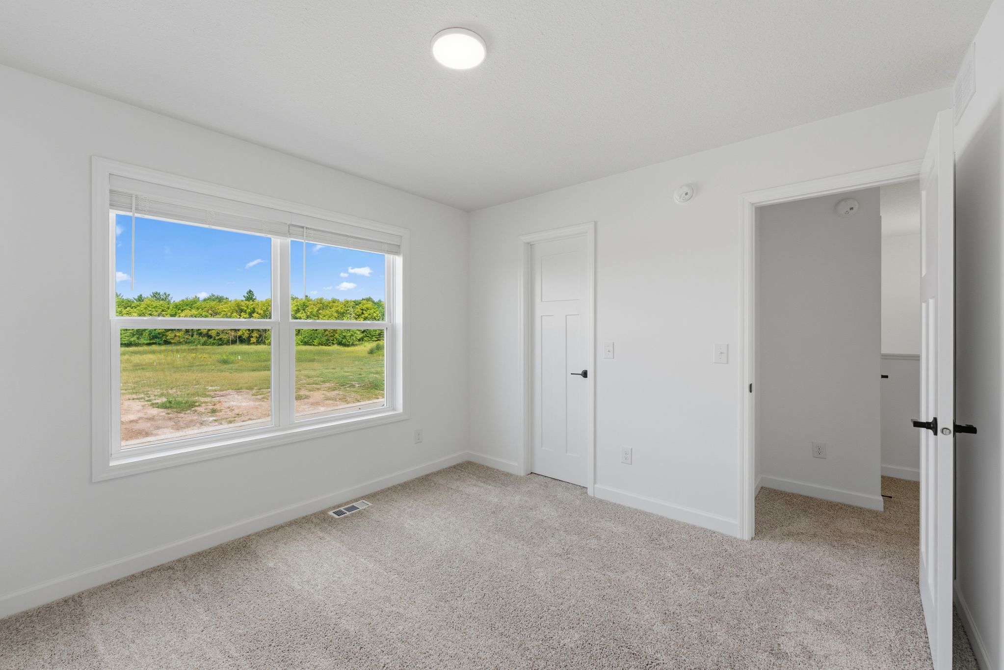 3 Timber Creek Vanderbilt QMI H S5405 Bedroom 1of3 F2