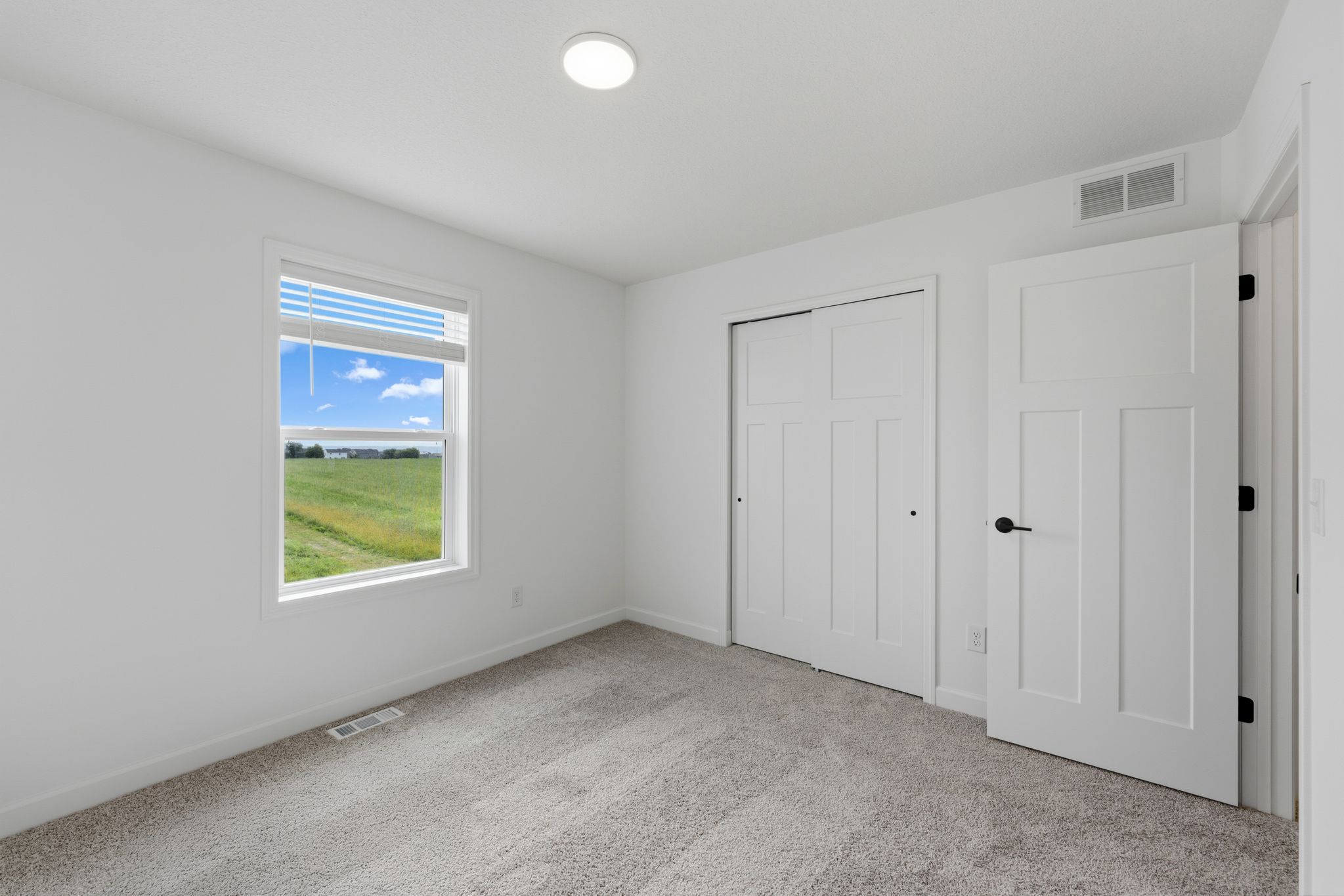 5 Timber Creek Vanderbilt QMI H S5405 Bedroom 3of3 F2