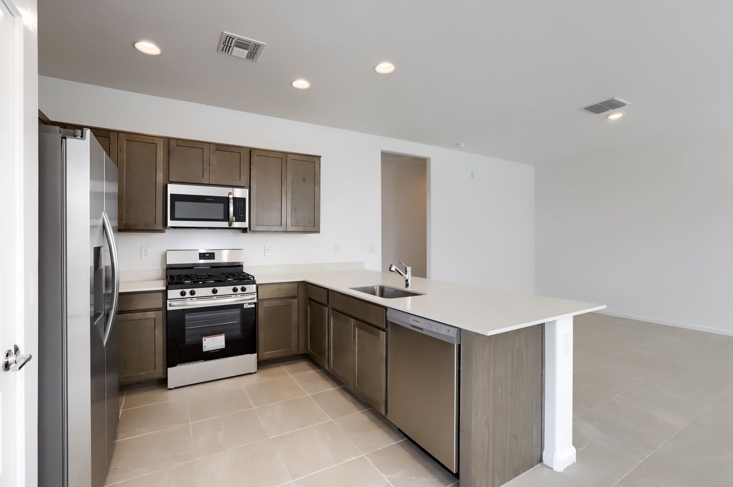30211 W Wild Hazel Dr   Web Quality   005   05 Kitchen