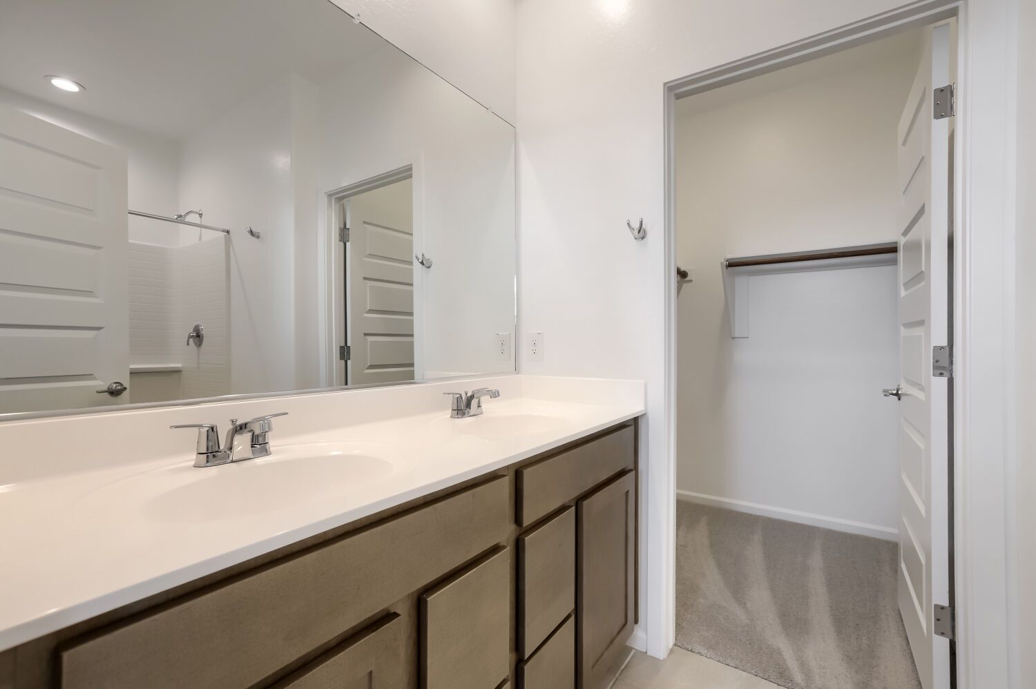 30211 W Wild Hazel Dr   Web Quality   007   07 Primary Bathroom
