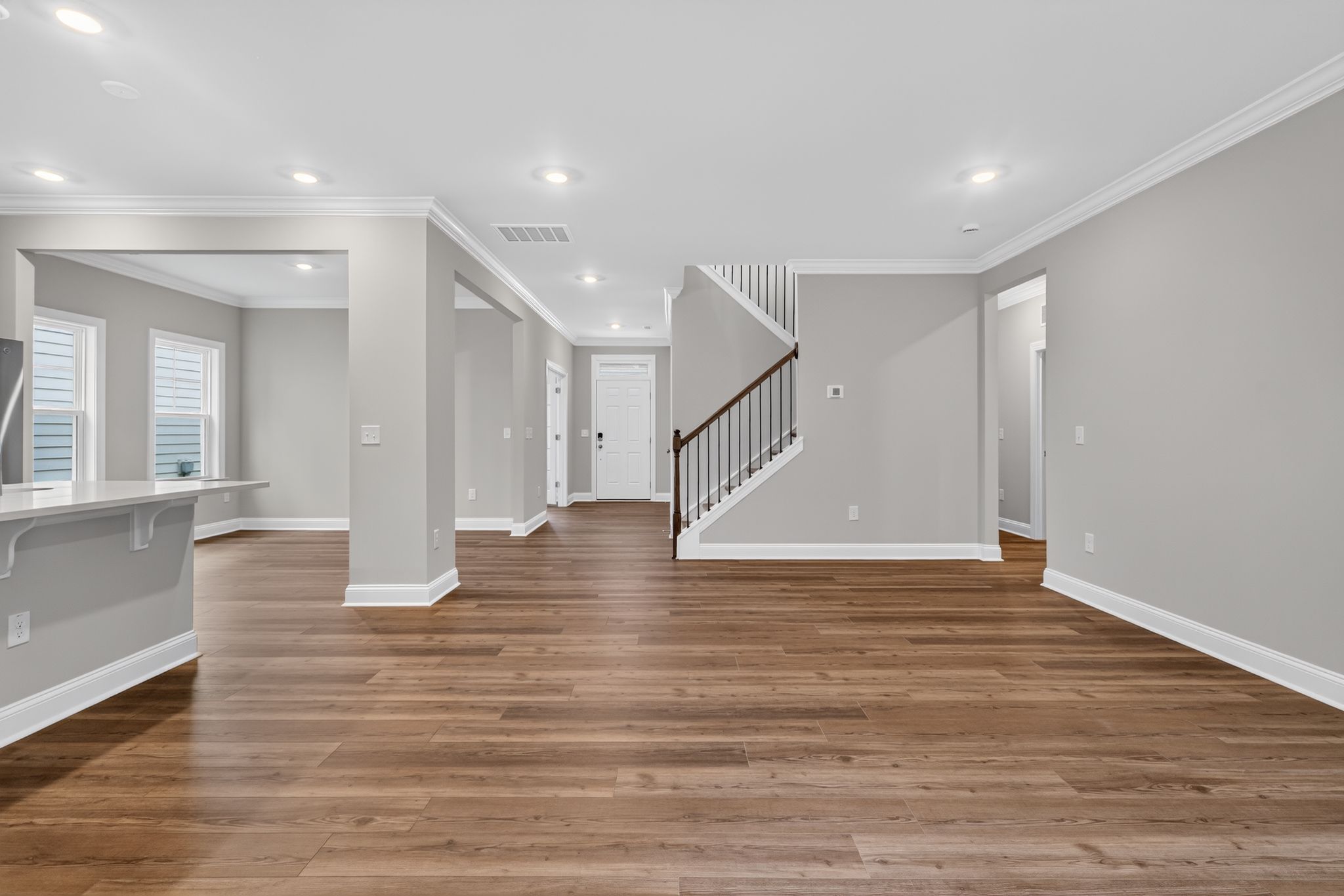 13 1116 Hidden Bch Dr Living room  146