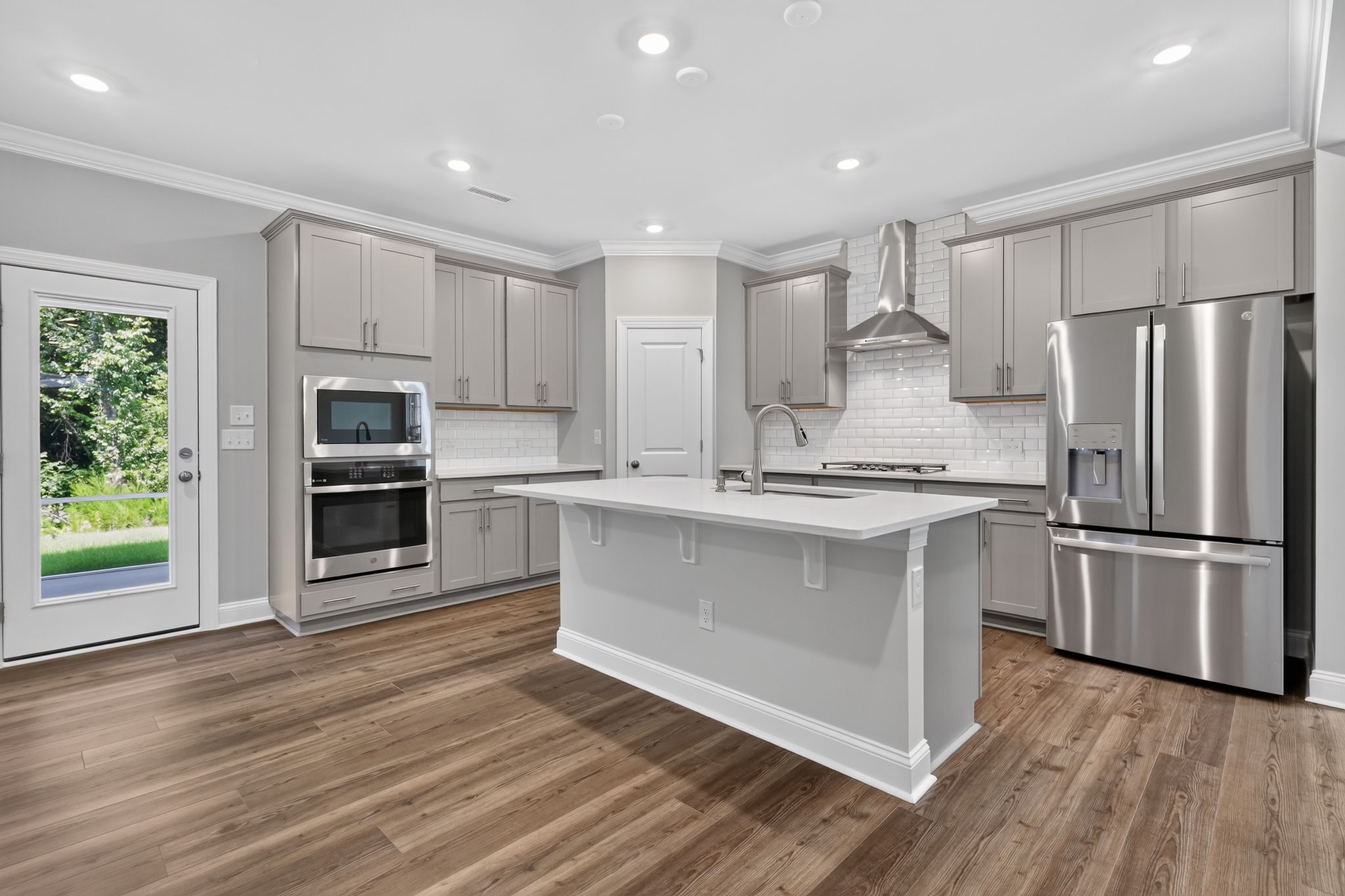 19 1116 Hidden Bch Dr Kitchen  132