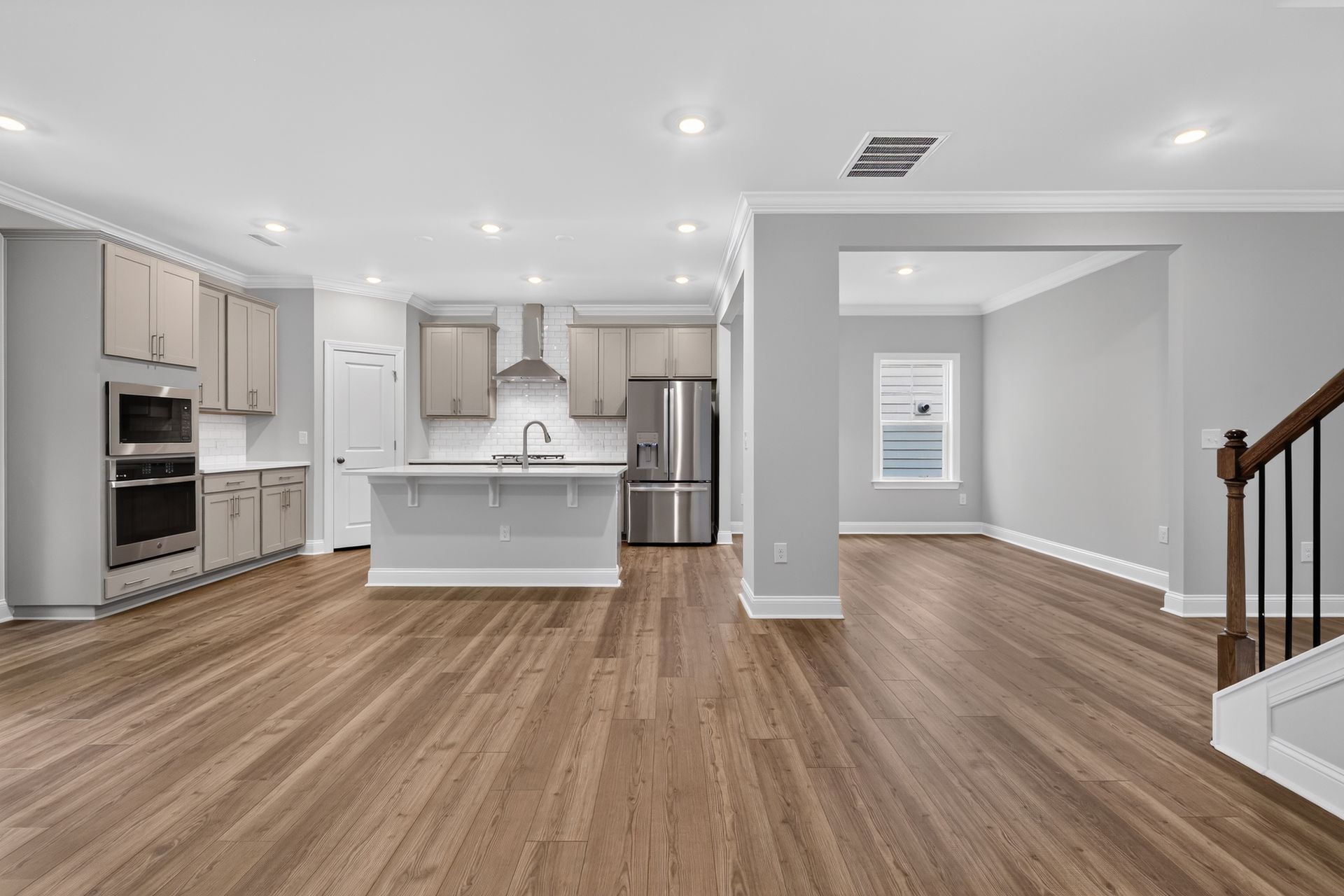 21 1116 Hidden Bch Dr Kitchen  160