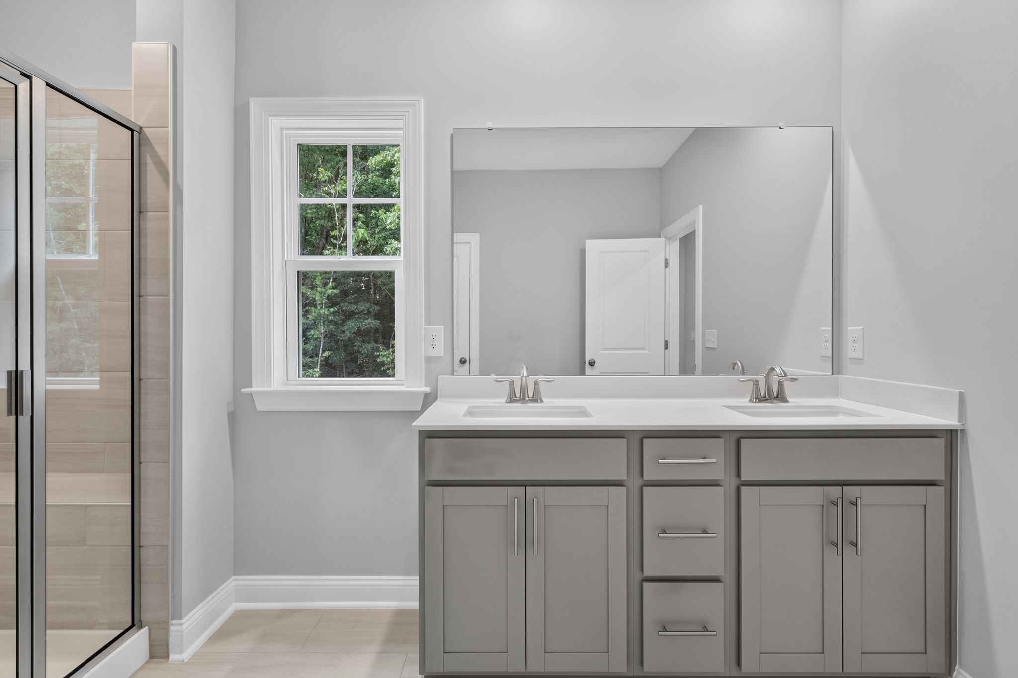 29 1116 Hidden Bch Dr Bathroom  013
