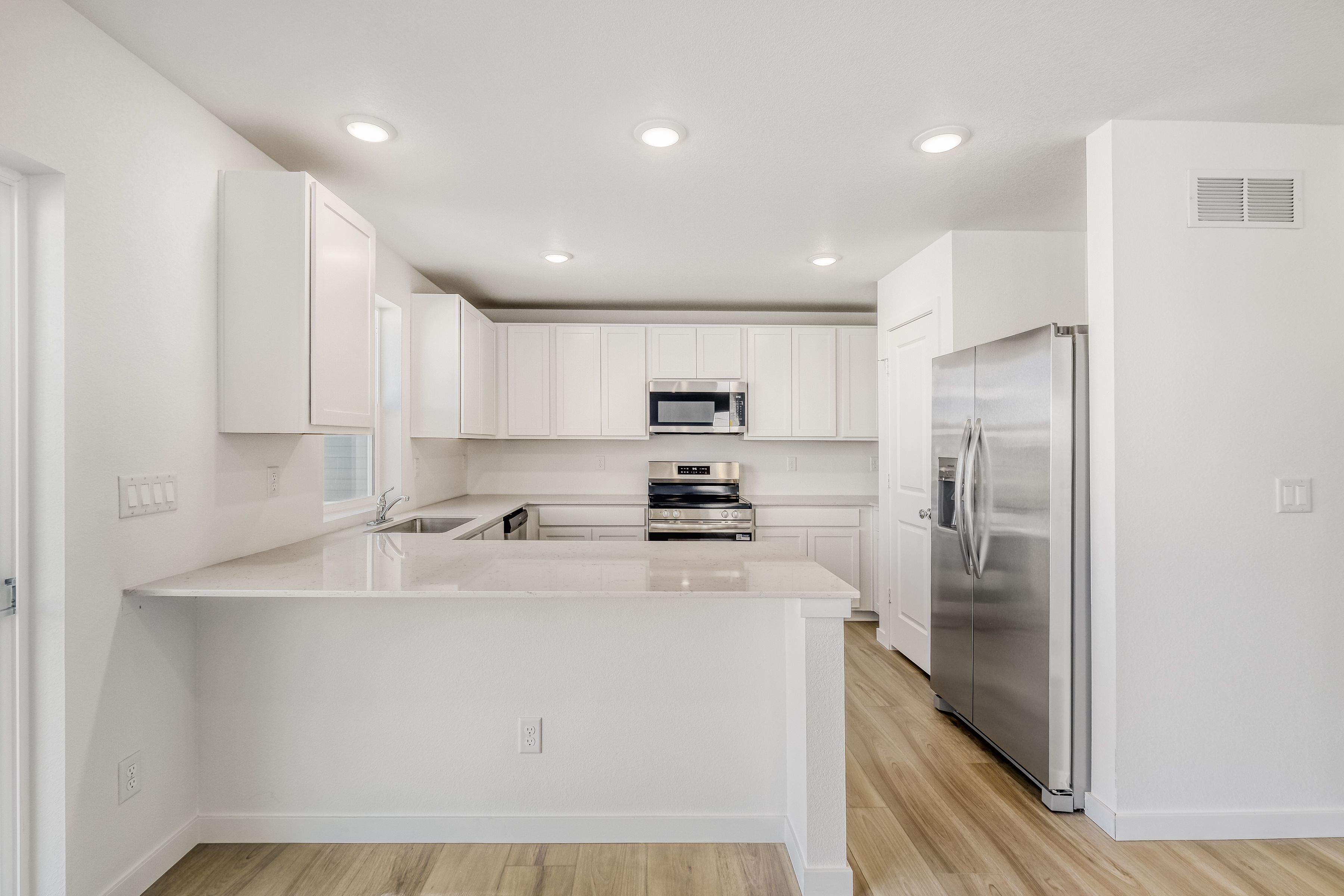 9204 Old Dv Dr   Print Quality   005   05 Kitchen