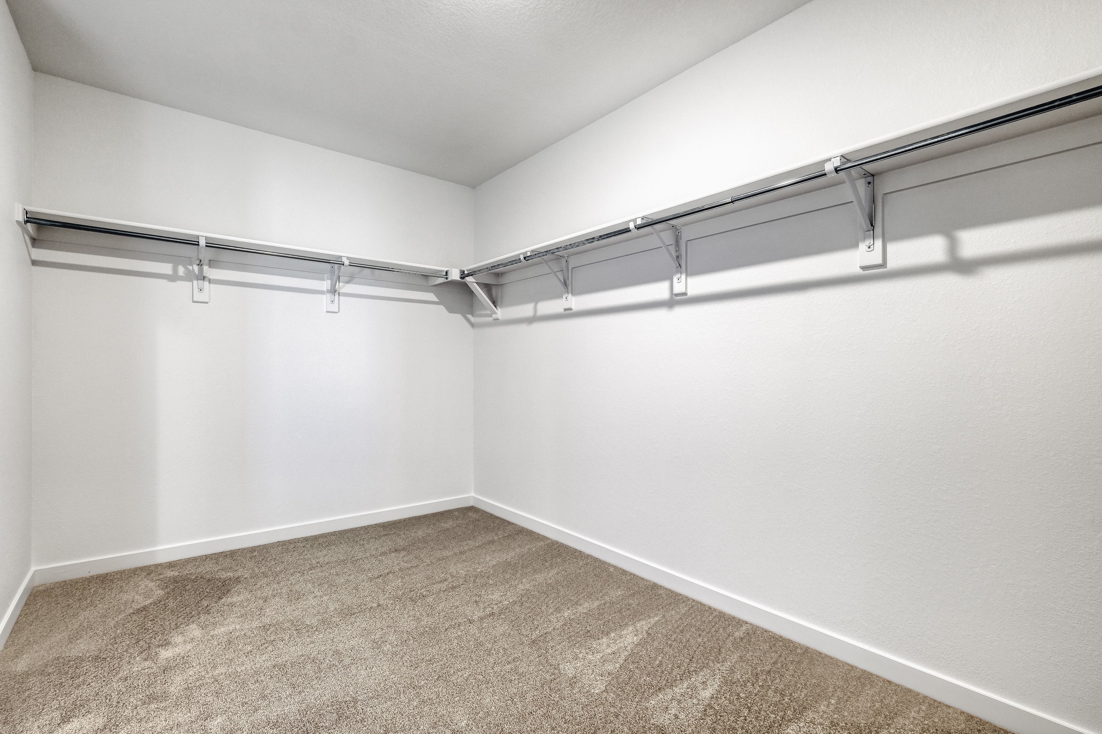 9204 Old Dv Dr   Print Quality   009   09 Primary Bedroom Closet