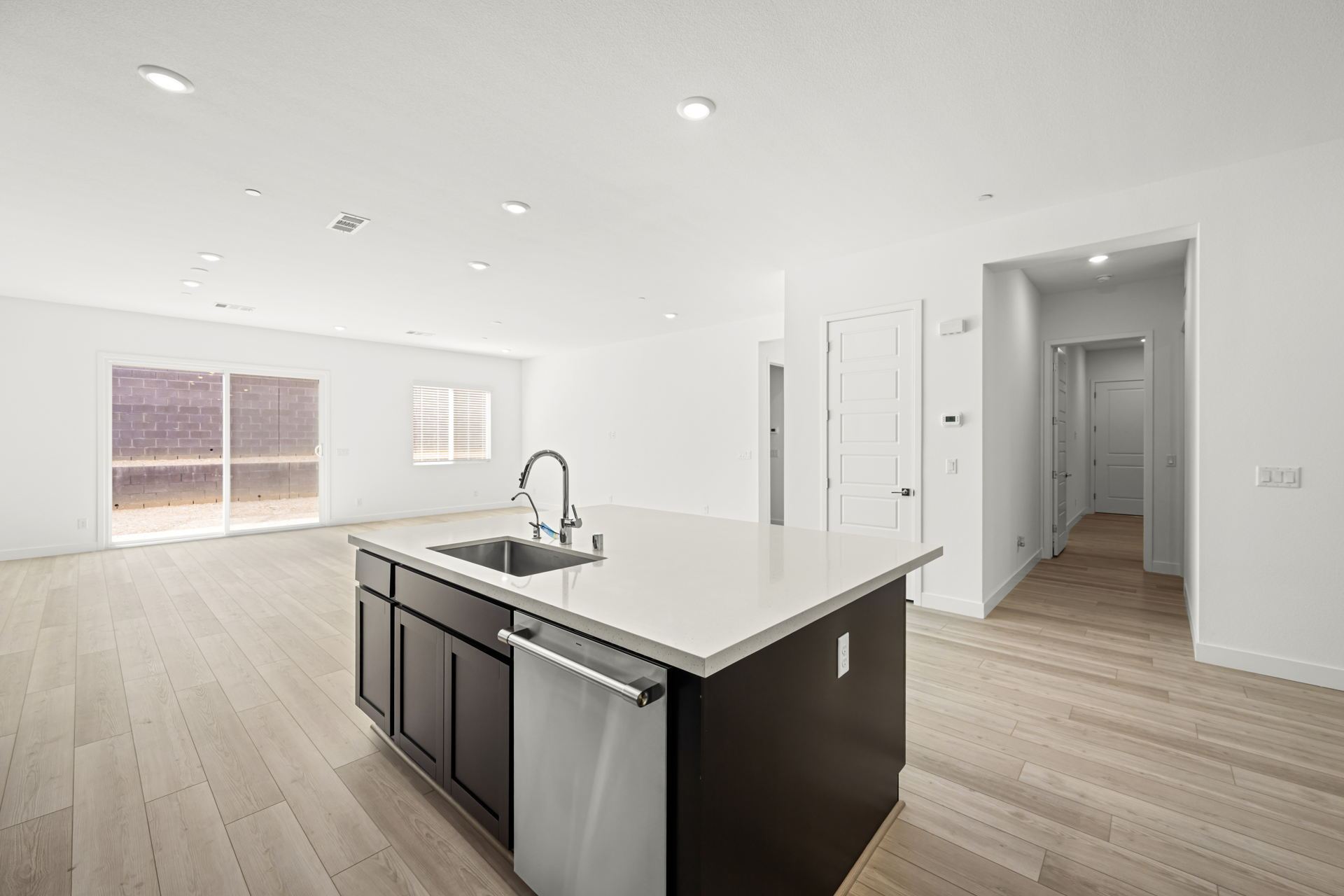 Lennar10405 Diana Summit Street13