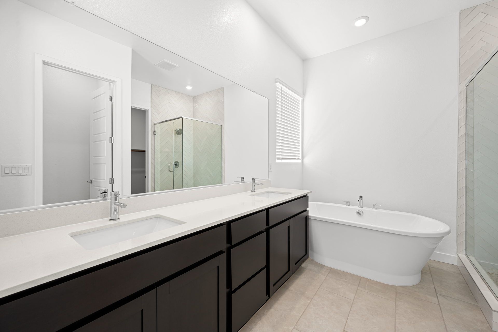 Lennar10405 Diana Summit Street18