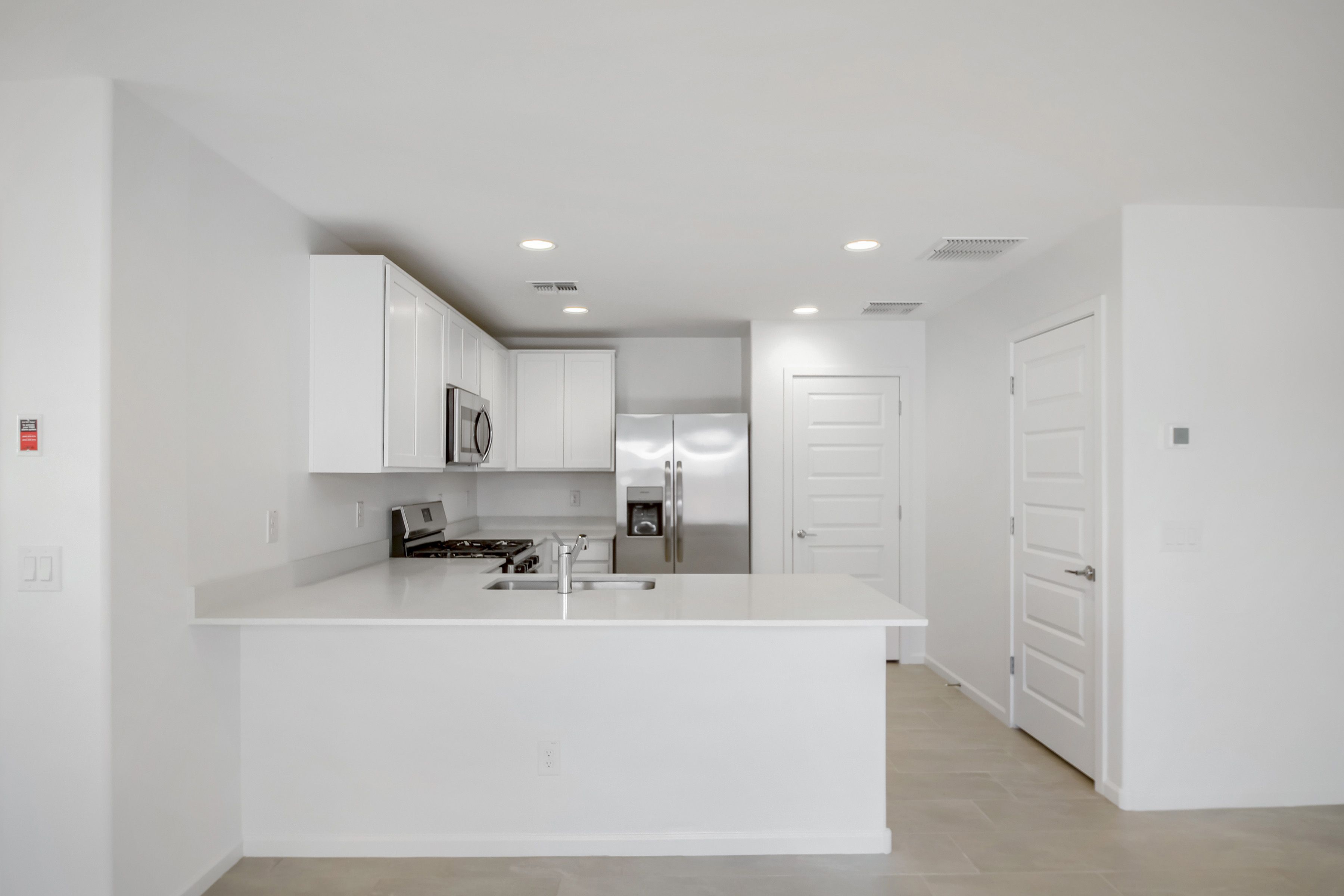 25013 N 174th Ln   Print Quality   007   07 Kitchen