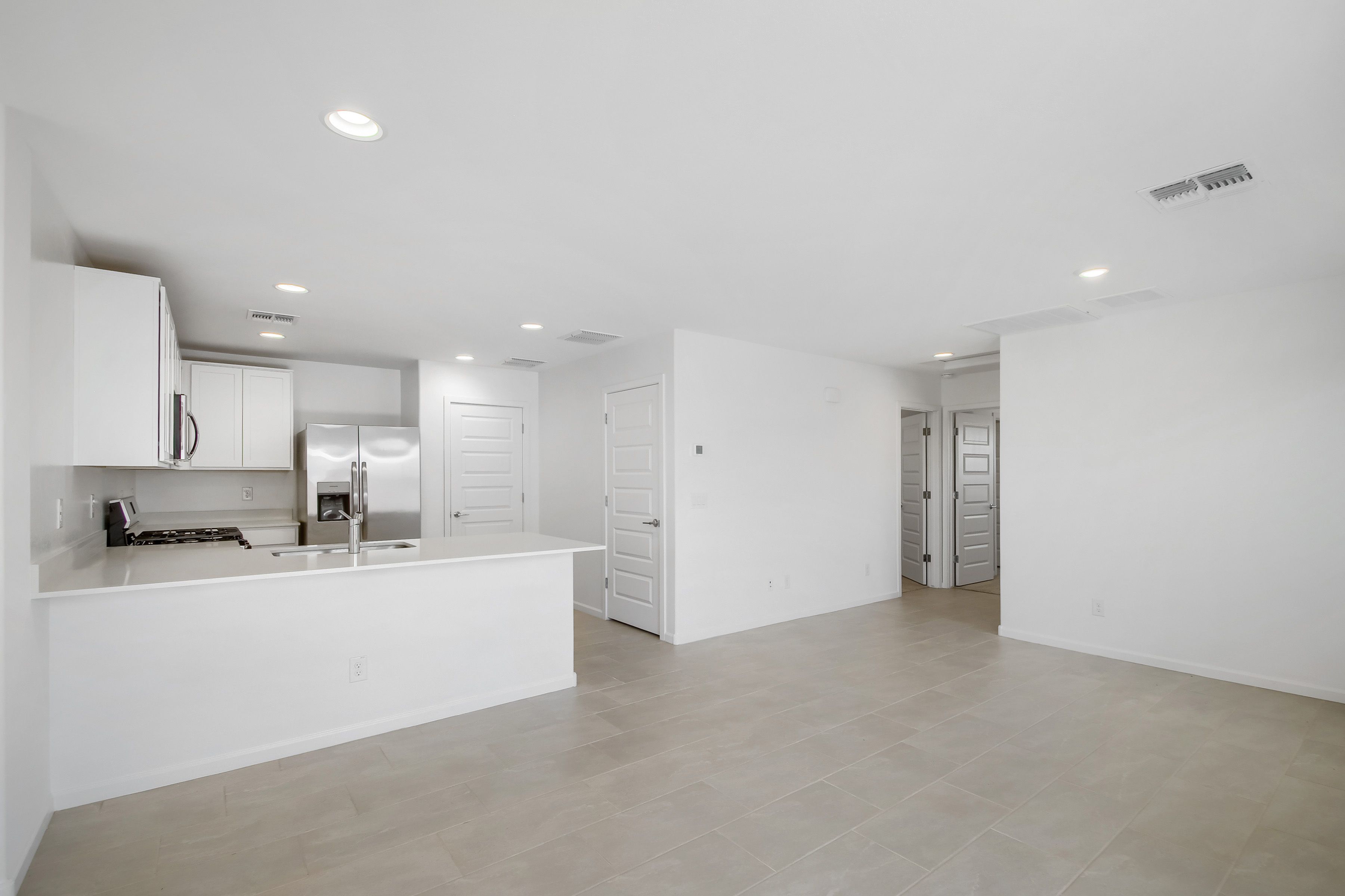 25013 N 174th Ln   Print Quality   008   08 Kitchen