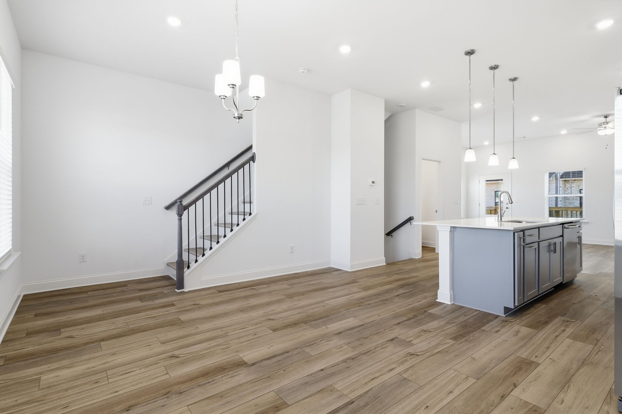 The Encore Townhomes Applause 12