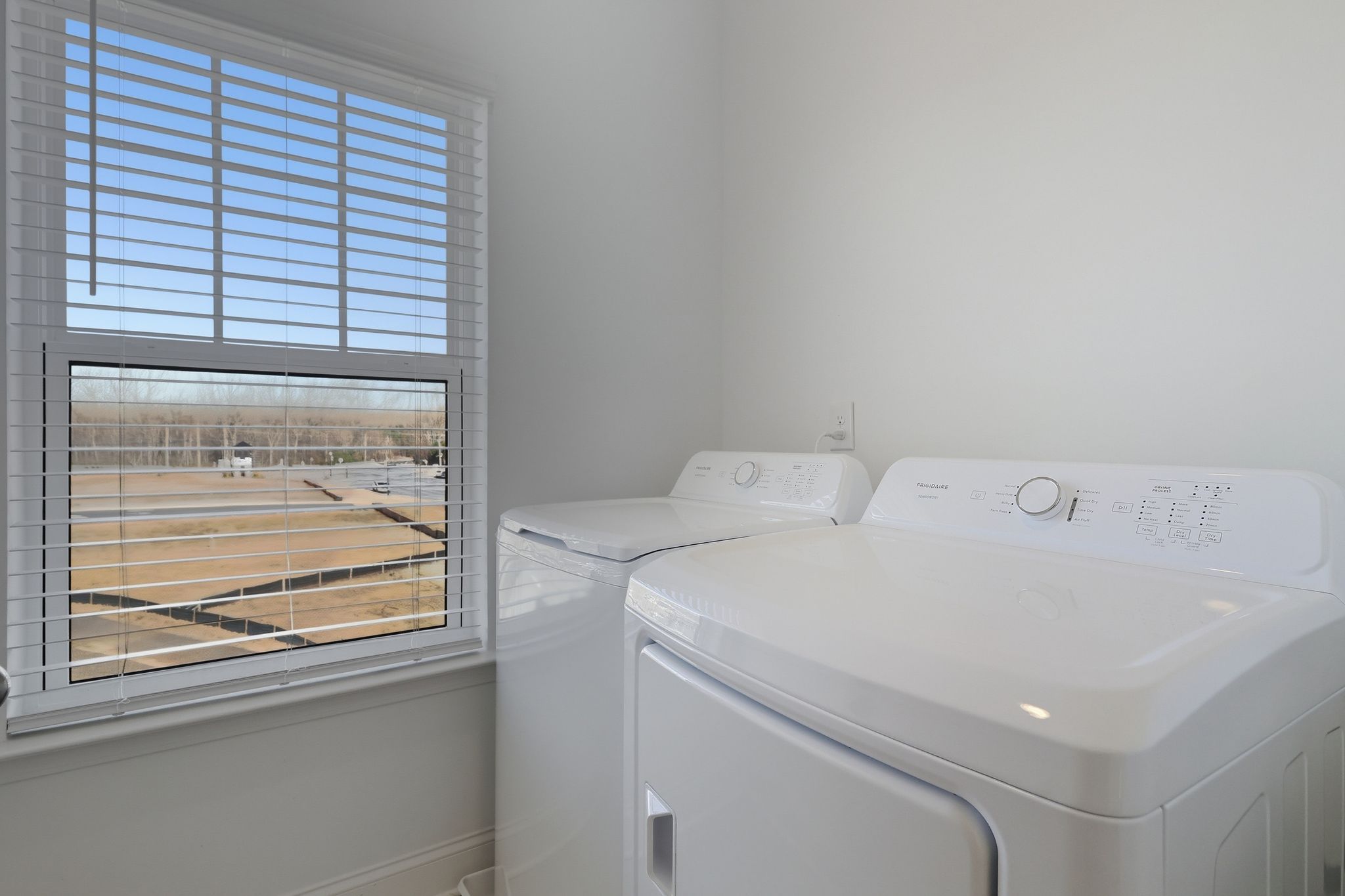The Encore Townhomes Applause 19