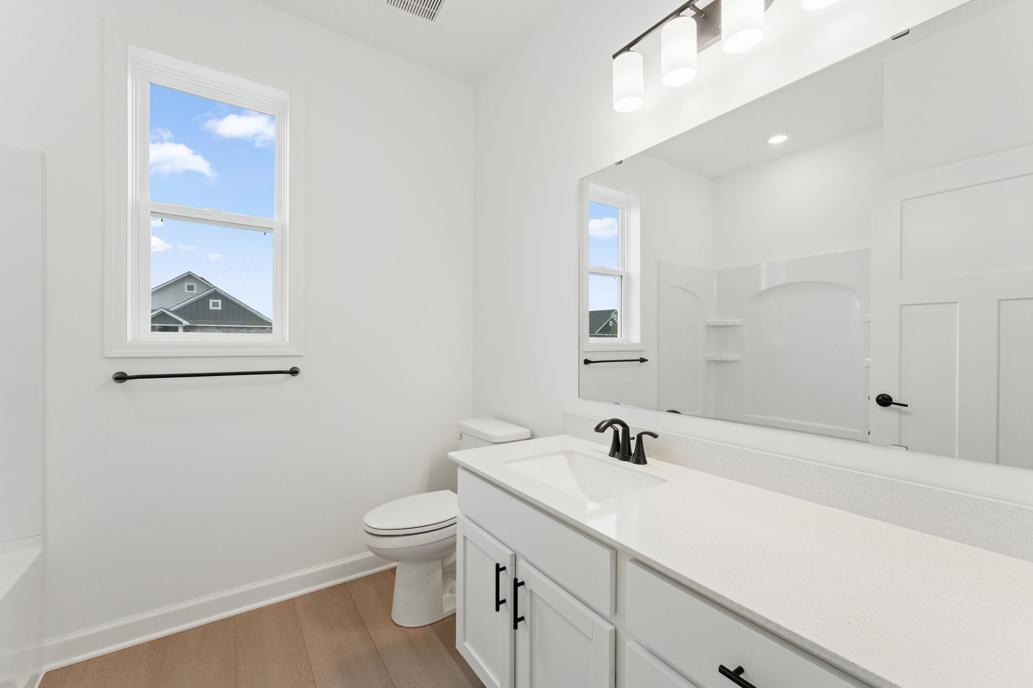 3 Lexington Waters Birmingham QMI H S22222543310 Bathroom F1