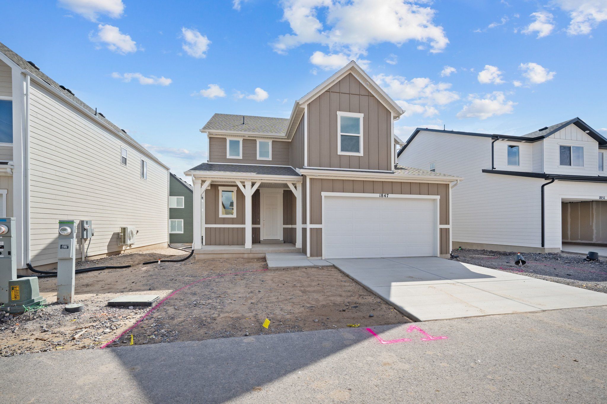 Pinnacle - The Valley at Wildflower - Courtyards: Saratoga Springs, Utah - Lennar