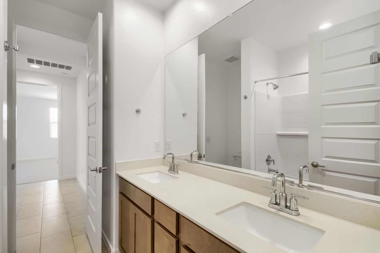 18646 W Hiddenview Dr   Web Quality   009   09 Bathroom