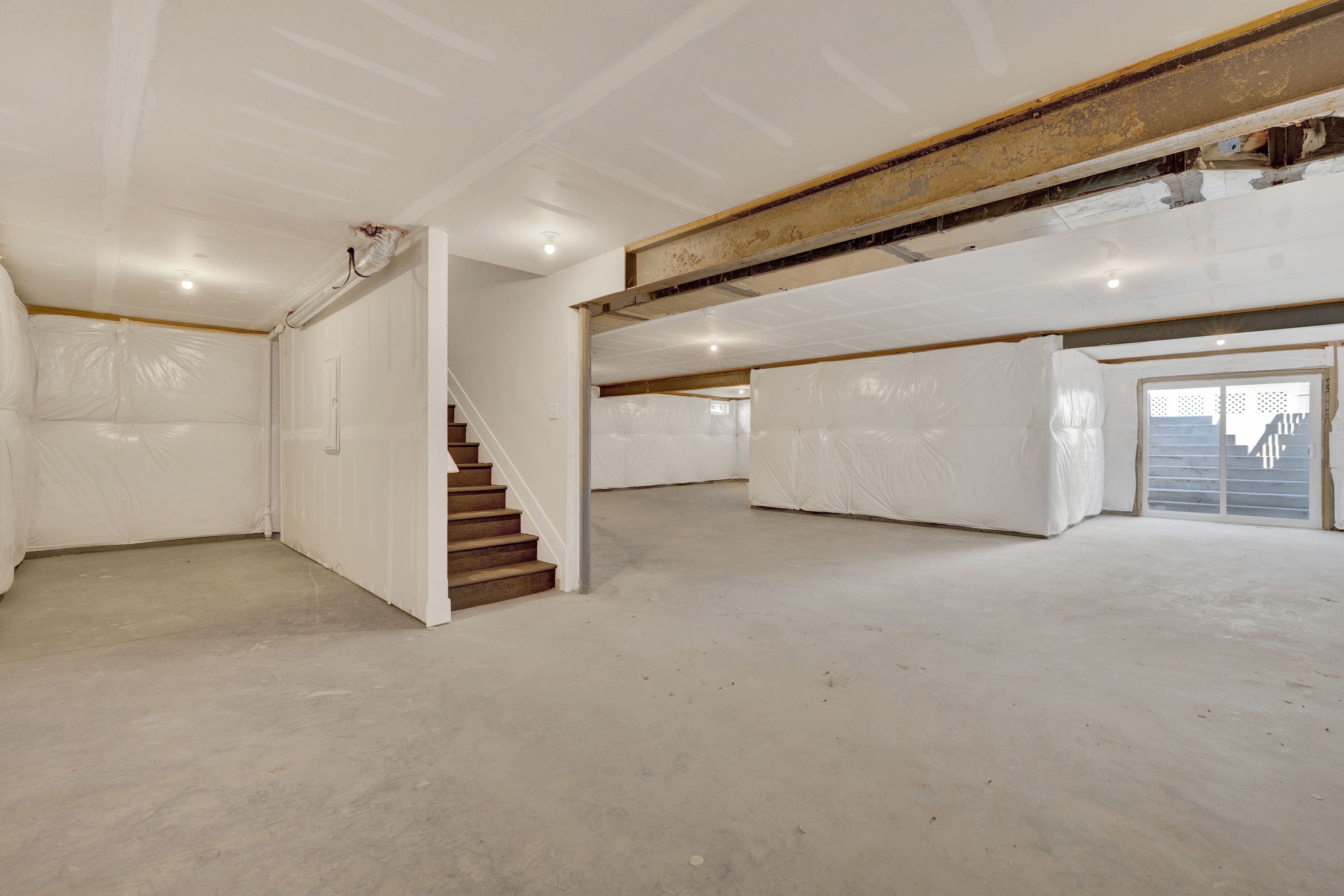 South Shore Plantation Lakes Canton Basement 2of2