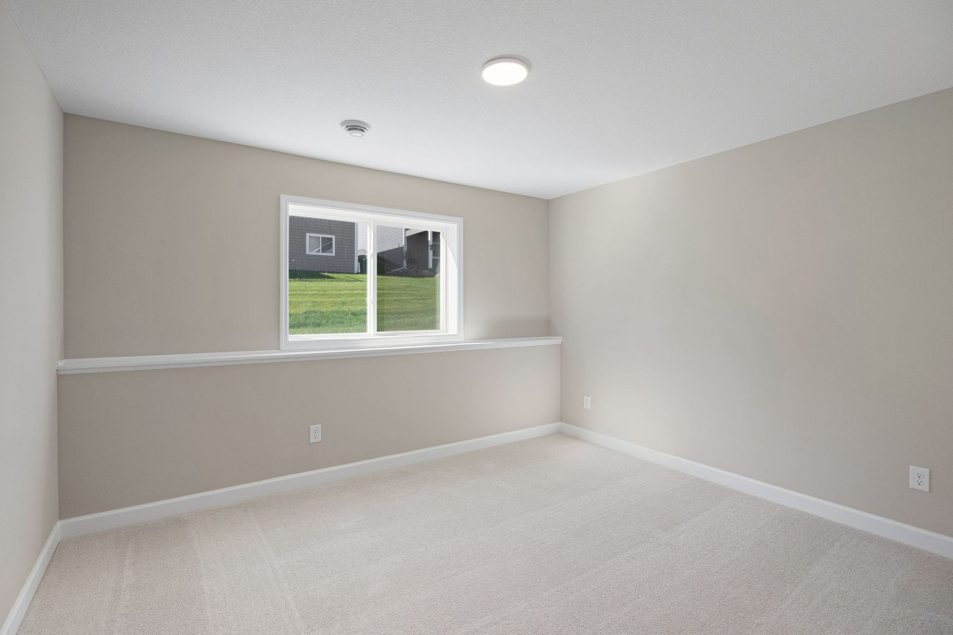 5 Cedar Hills Como QMI H S5210 Bedroom 2of2 F0