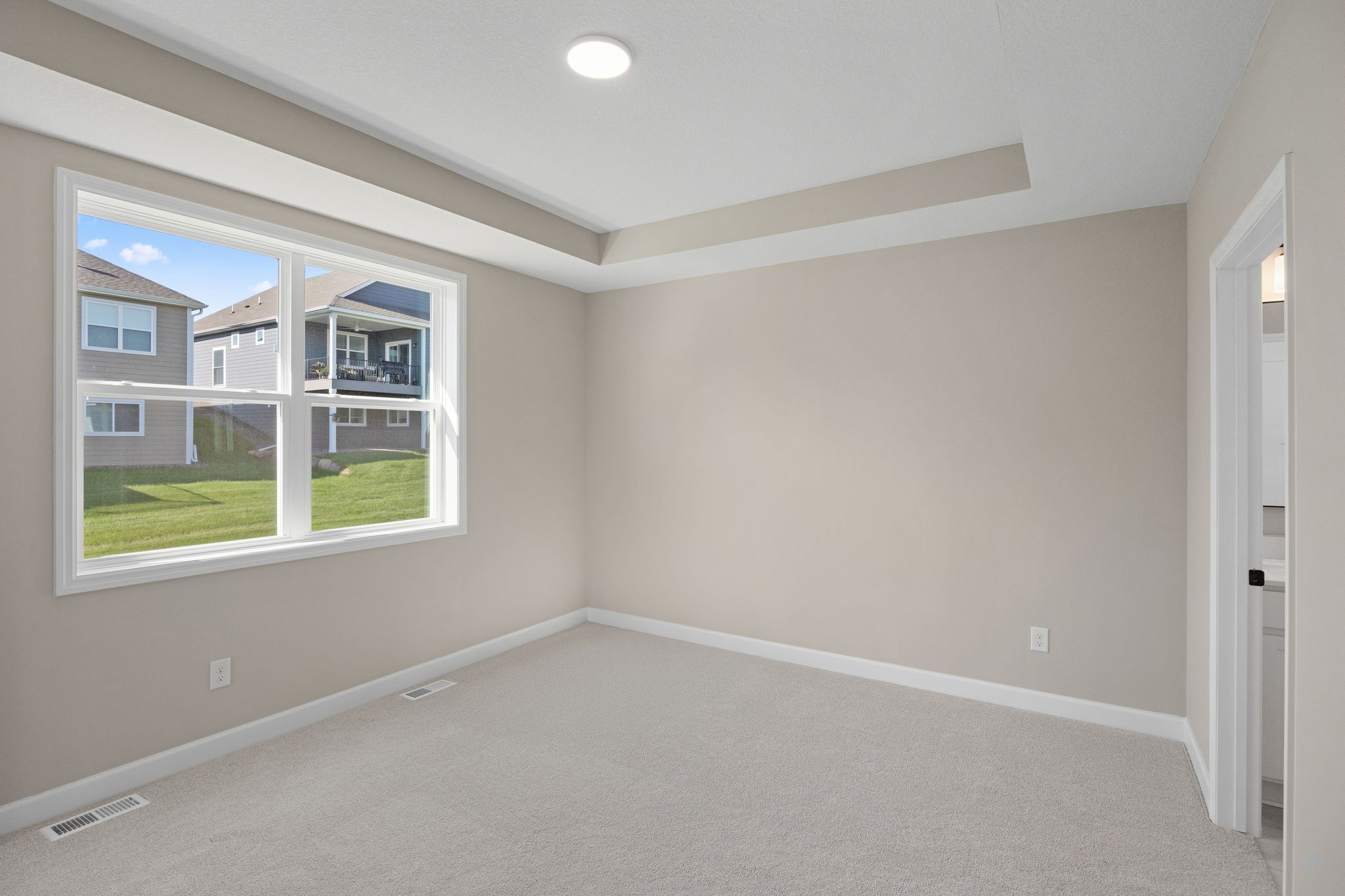 14 Cedar Hills Como QMI H S5210 Owners Bedroom F1