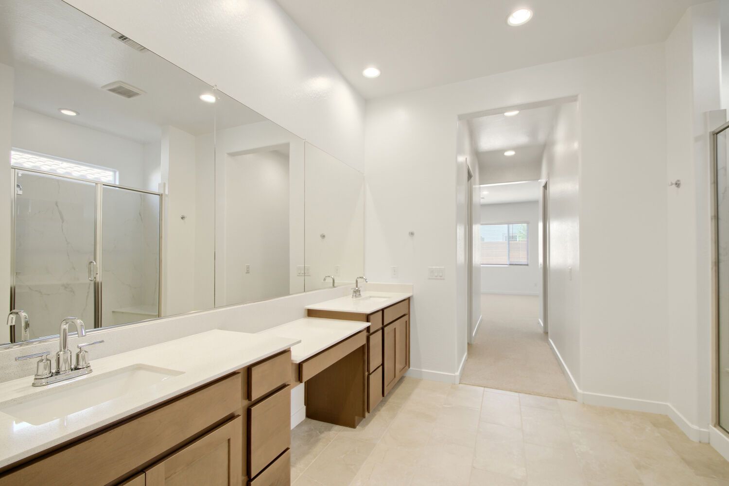 25152 N 177th AVE   Web Quality   007   07 Primary Bathroom