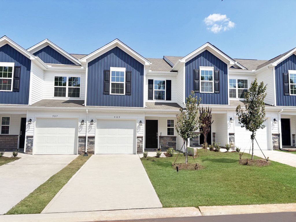 909 Mahaffey Court (Chestnut)