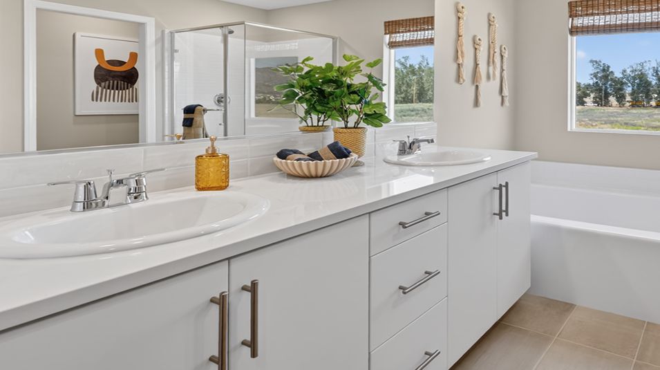 Brightwood Amber Valley Res3 Owners Bath 1of2 F2
