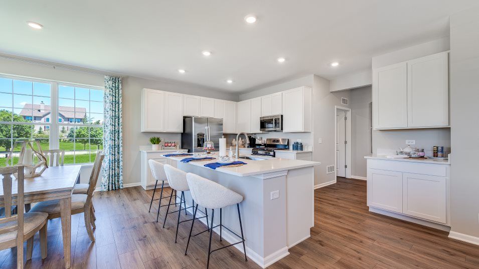 Siena - River Glen: Libertyville, Illinois - Lennar