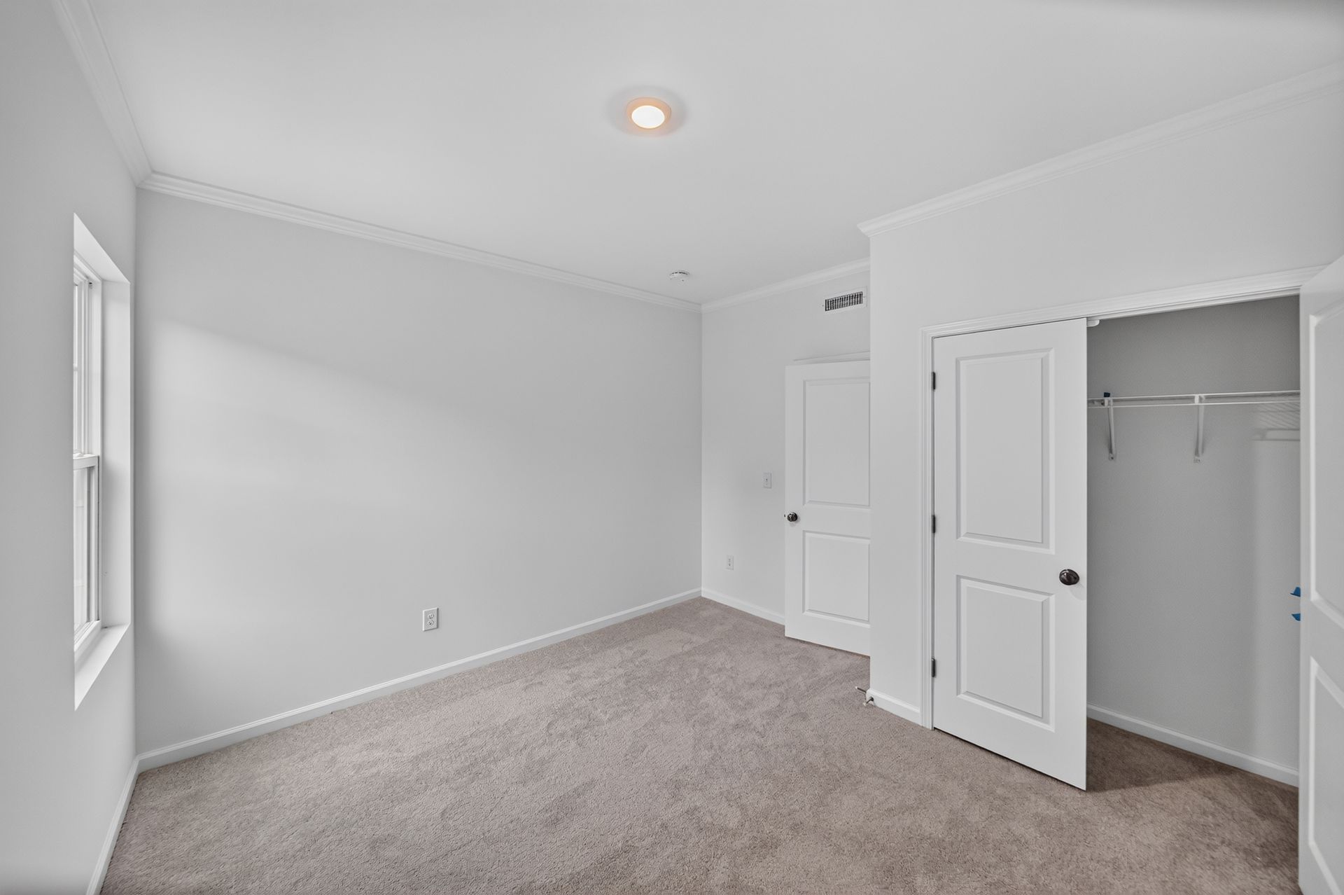 20 516 Whale Cv Wy Bedroom 1906
