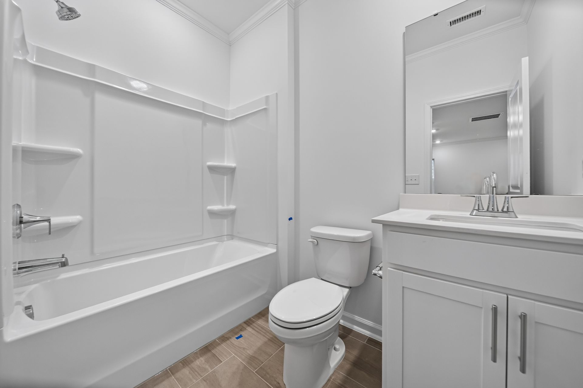 25 516 Whale Cv Wy Bathroom 1909