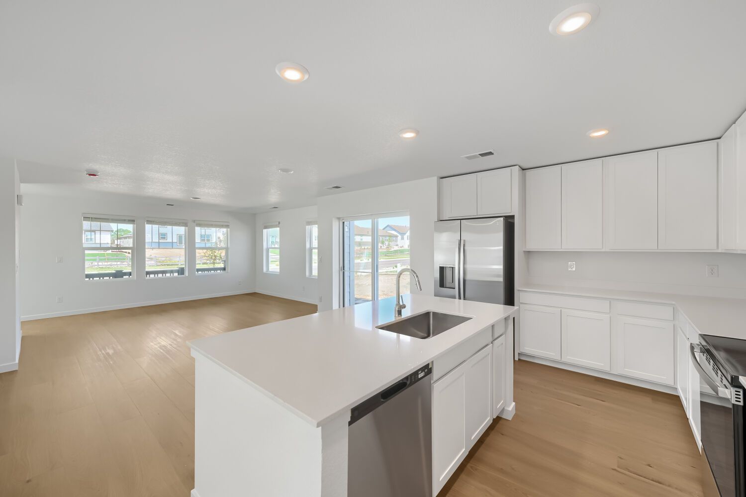 7923 Mounted Ranger Dr   Web Quality   005   05 Kitchen