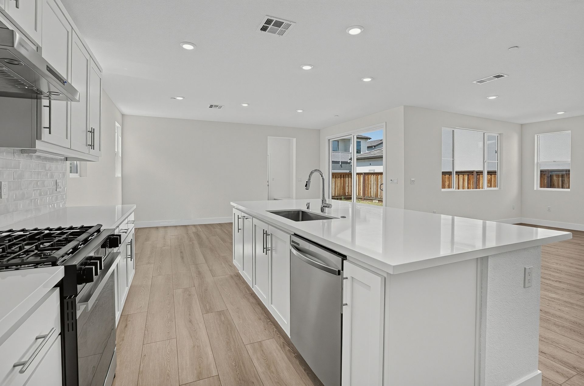Hawthorn Hills 2 14