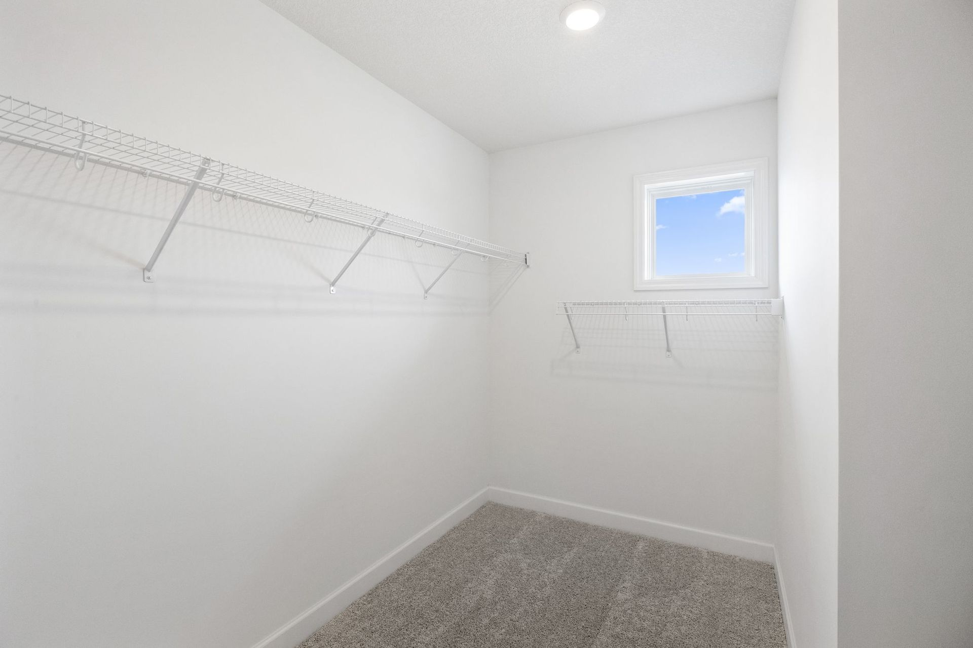 15 Amber Fields Lewis QMI H Sf309 Owners Closet F2