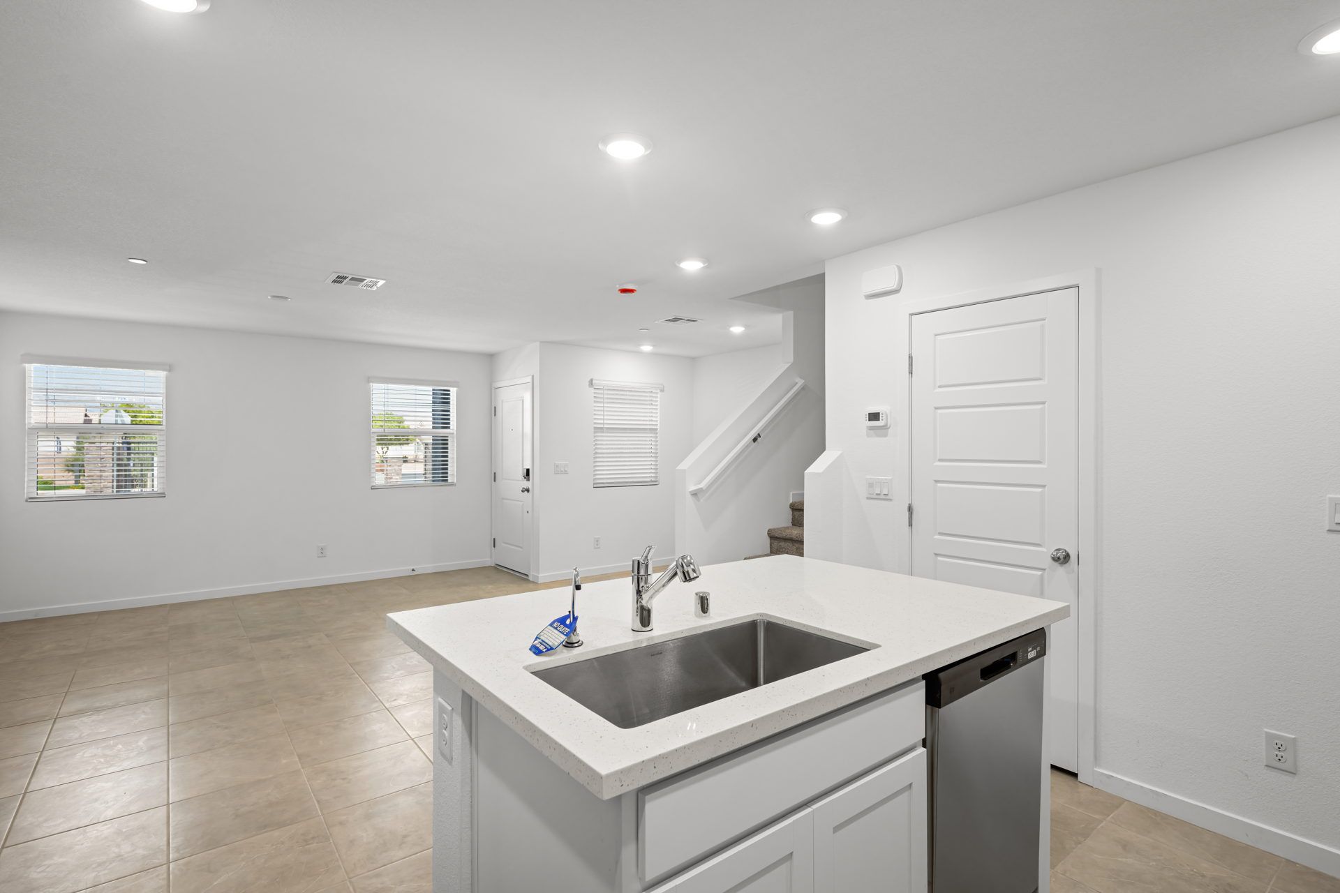 Lennar178 Stardust Grove Ave07