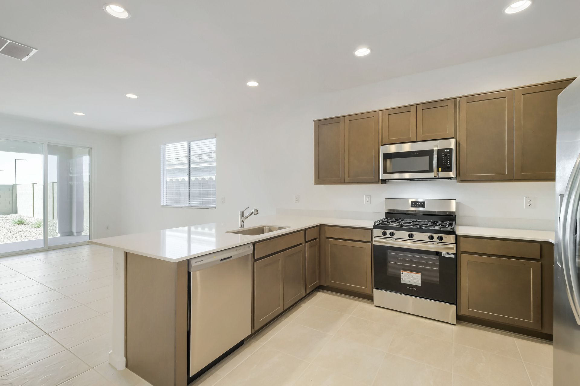 30291 W Wild Hazel Dr   Print Quality   003   03 Kitchen