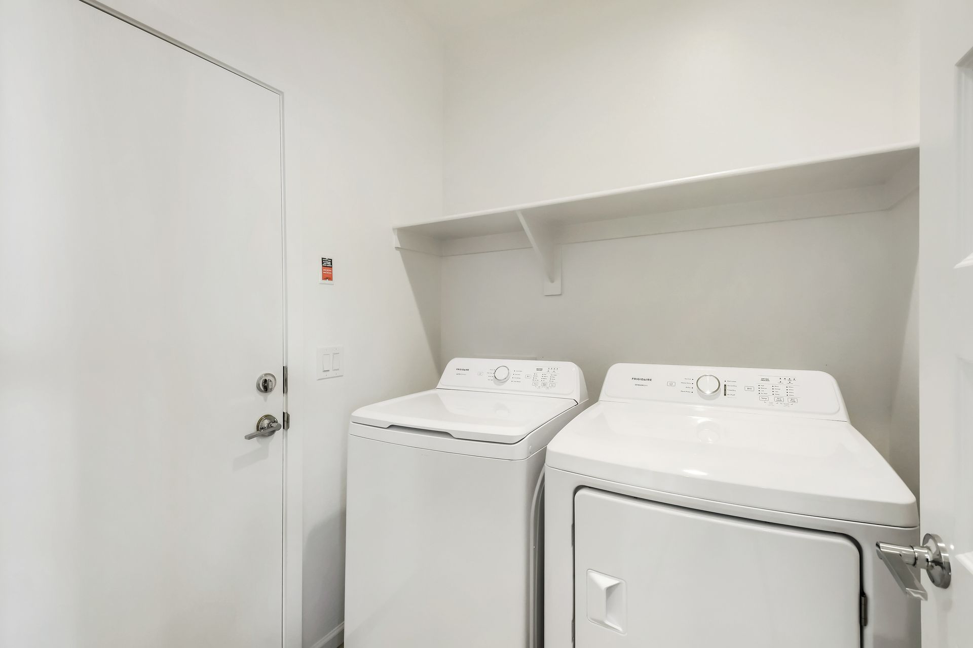 30291 W Wild Hazel Dr   Print Quality   010   10 Laundry Room