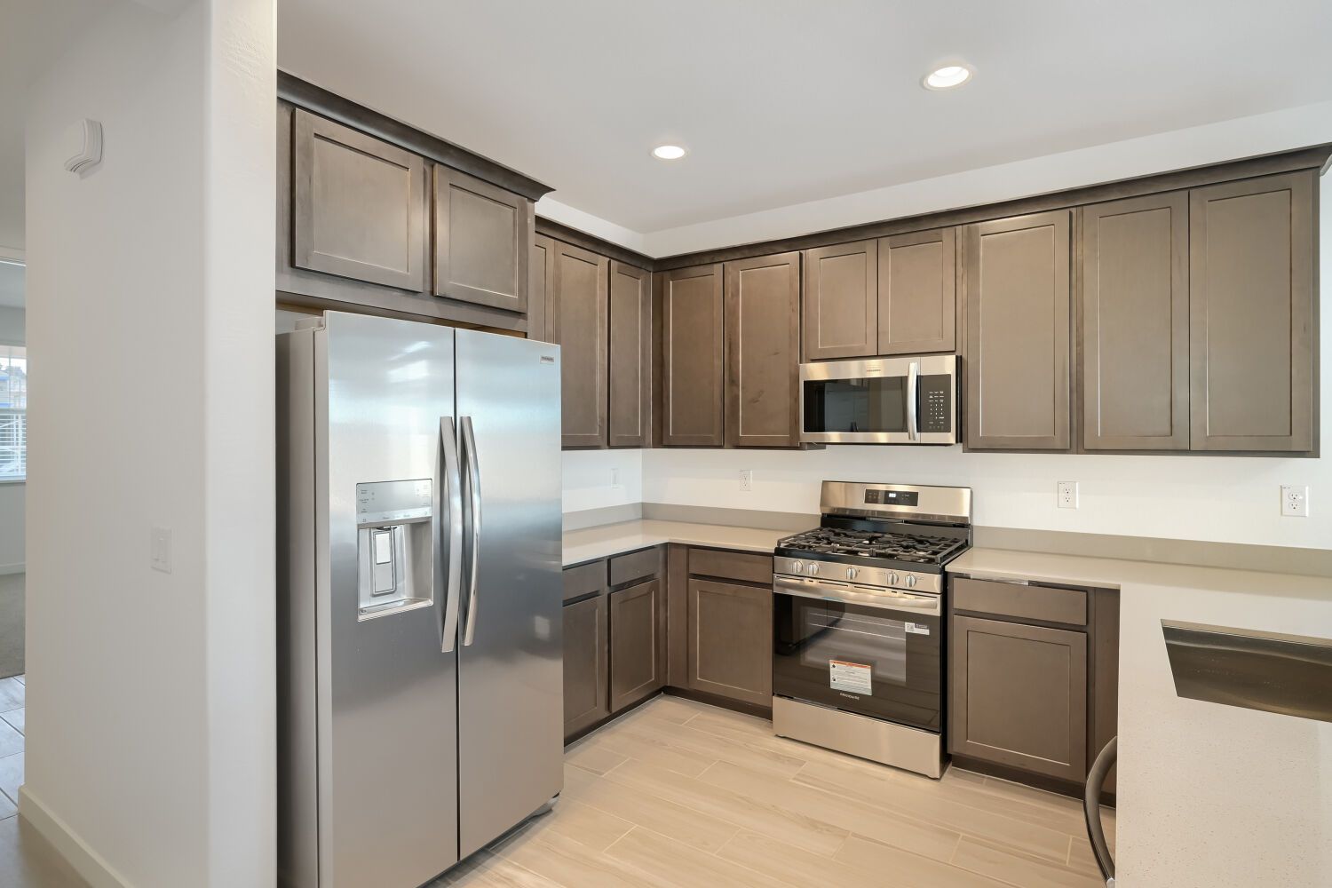 18628 W Hiddenview Dr   Web Quality   007   07 Kitchen