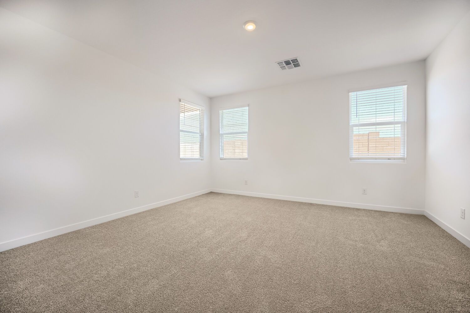 18628 W Hiddenview Dr   Web Quality   008   08 Primary Bedroom