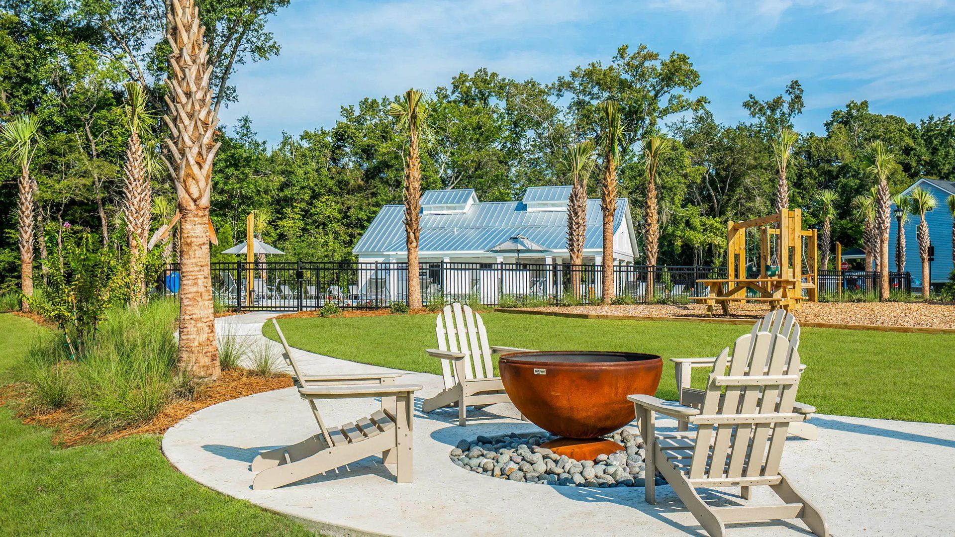 Fire pit exterior view