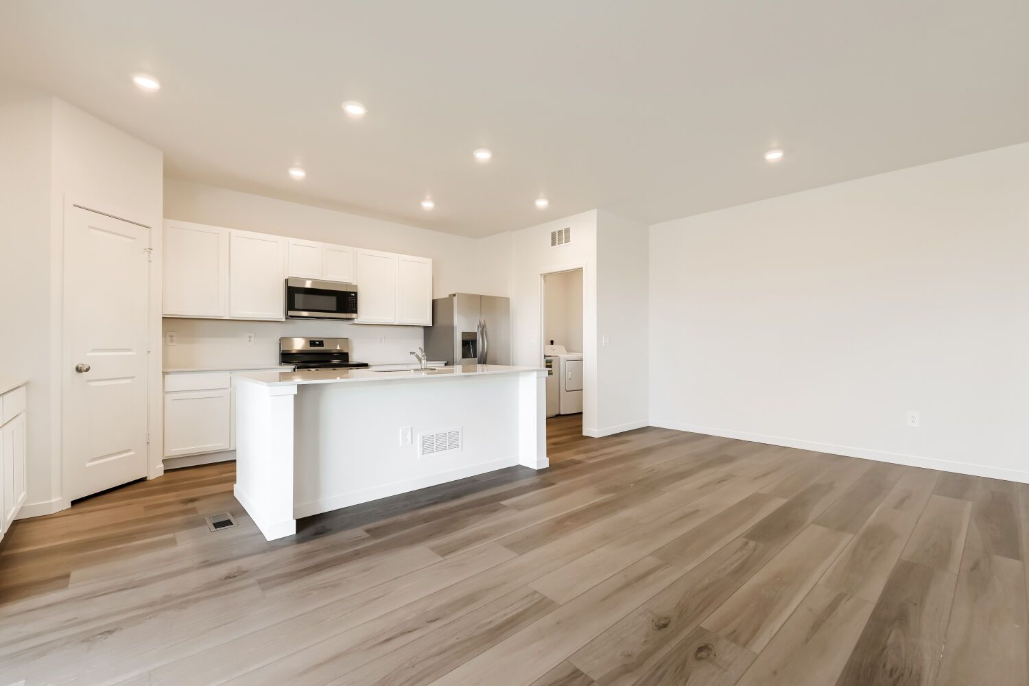 435 Wildflower Ct Nook