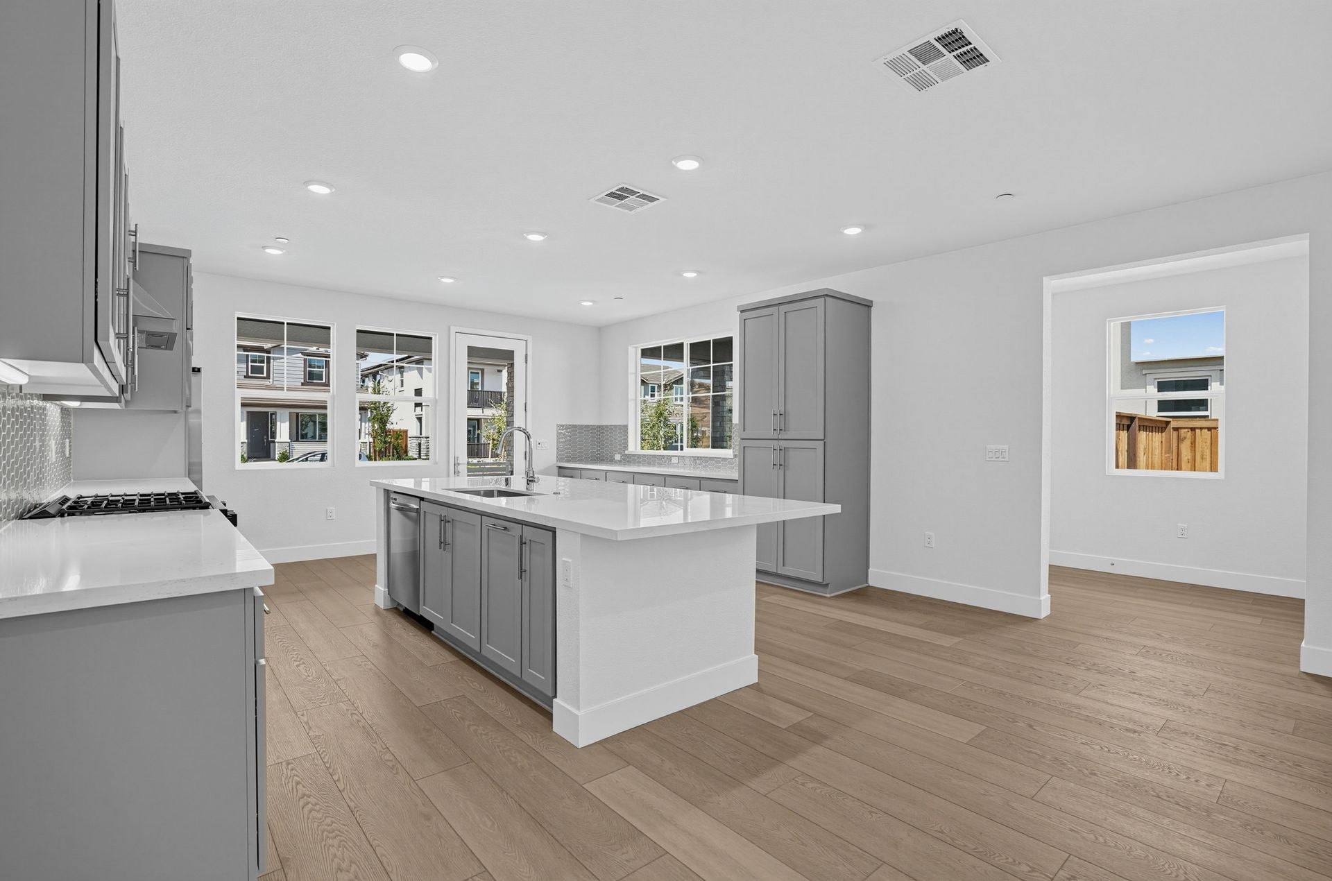 Hawthorn Hills 1 20