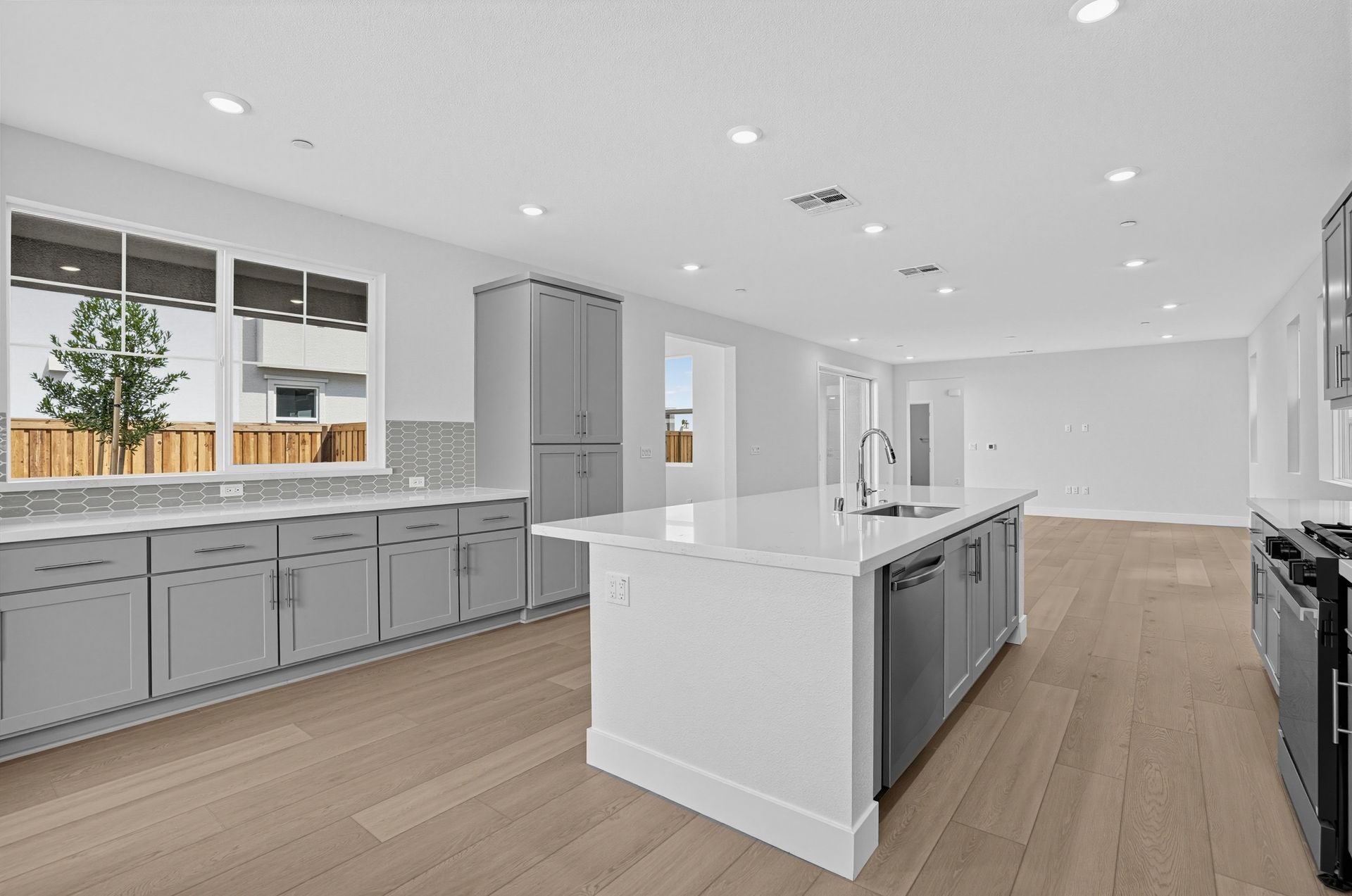 Hawthorn Hills 1 22