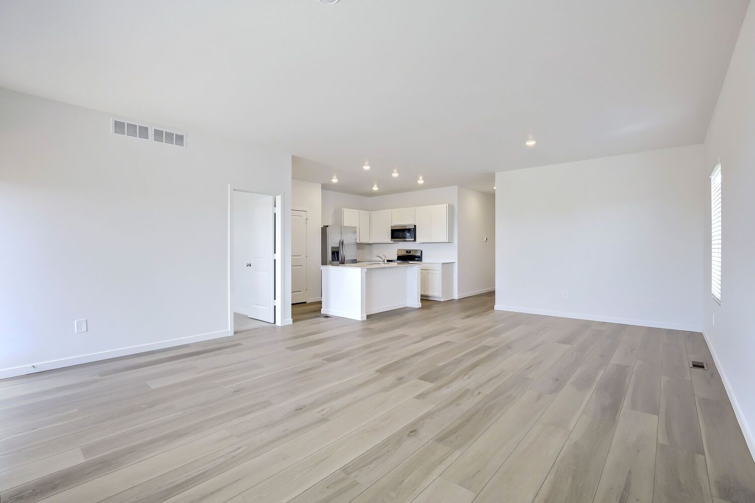 6134 Drum Pl Great Room 2