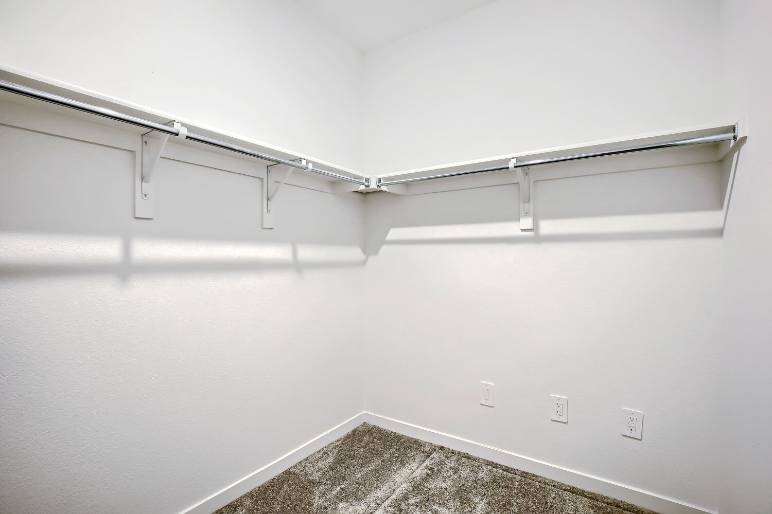 6134 Drum Pl Owner's Suite Closet