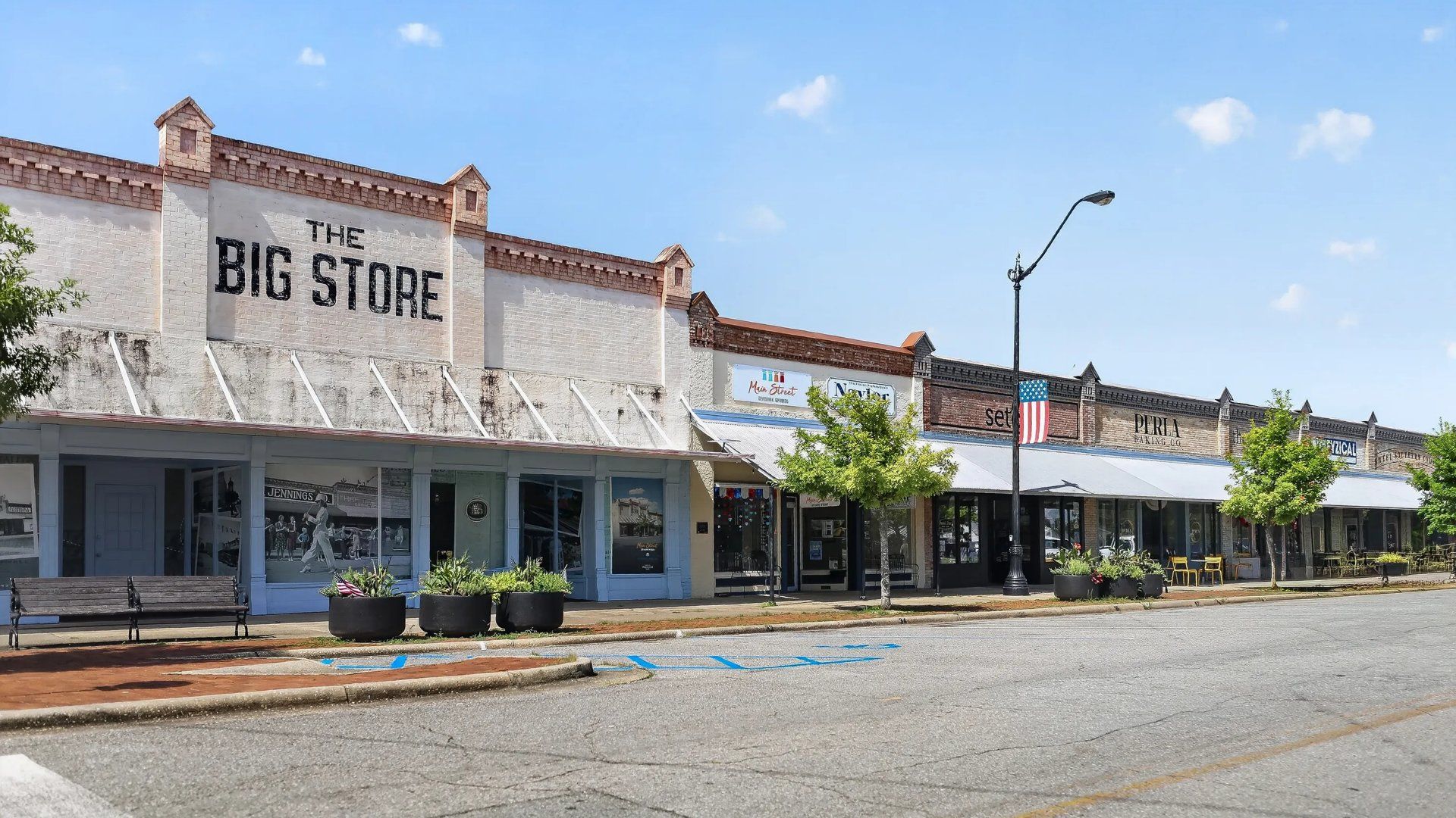 Downtown DeFuniak Springs streetscape