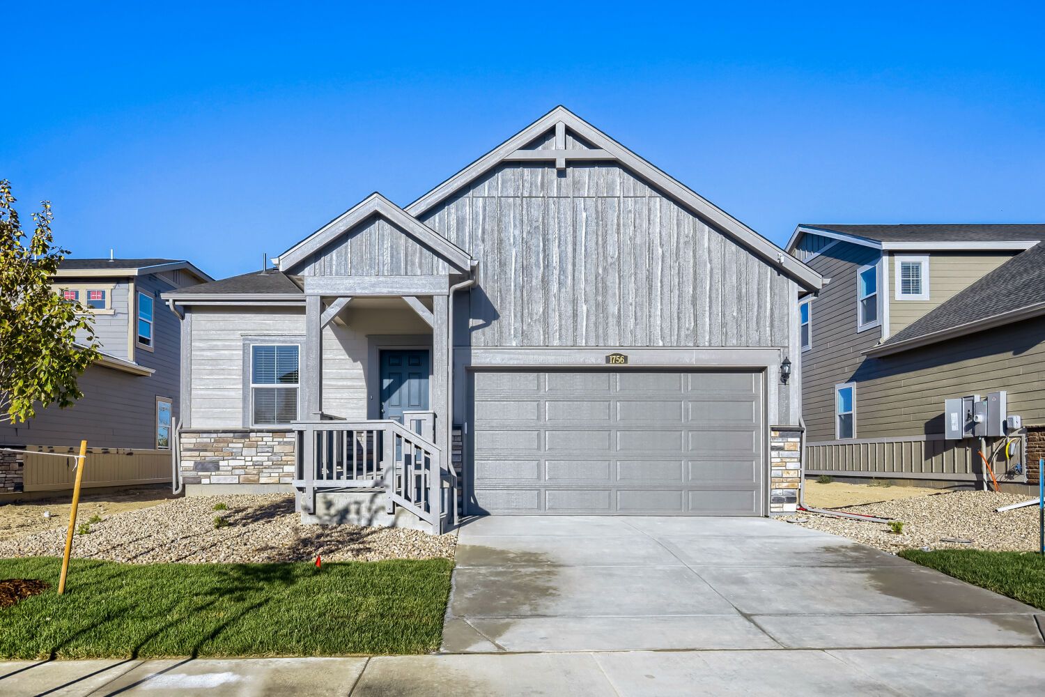 1756 Howling Dr Exterior Front