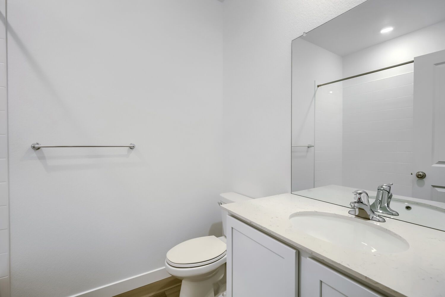 1773 Howling Dr Secondary Bathroom