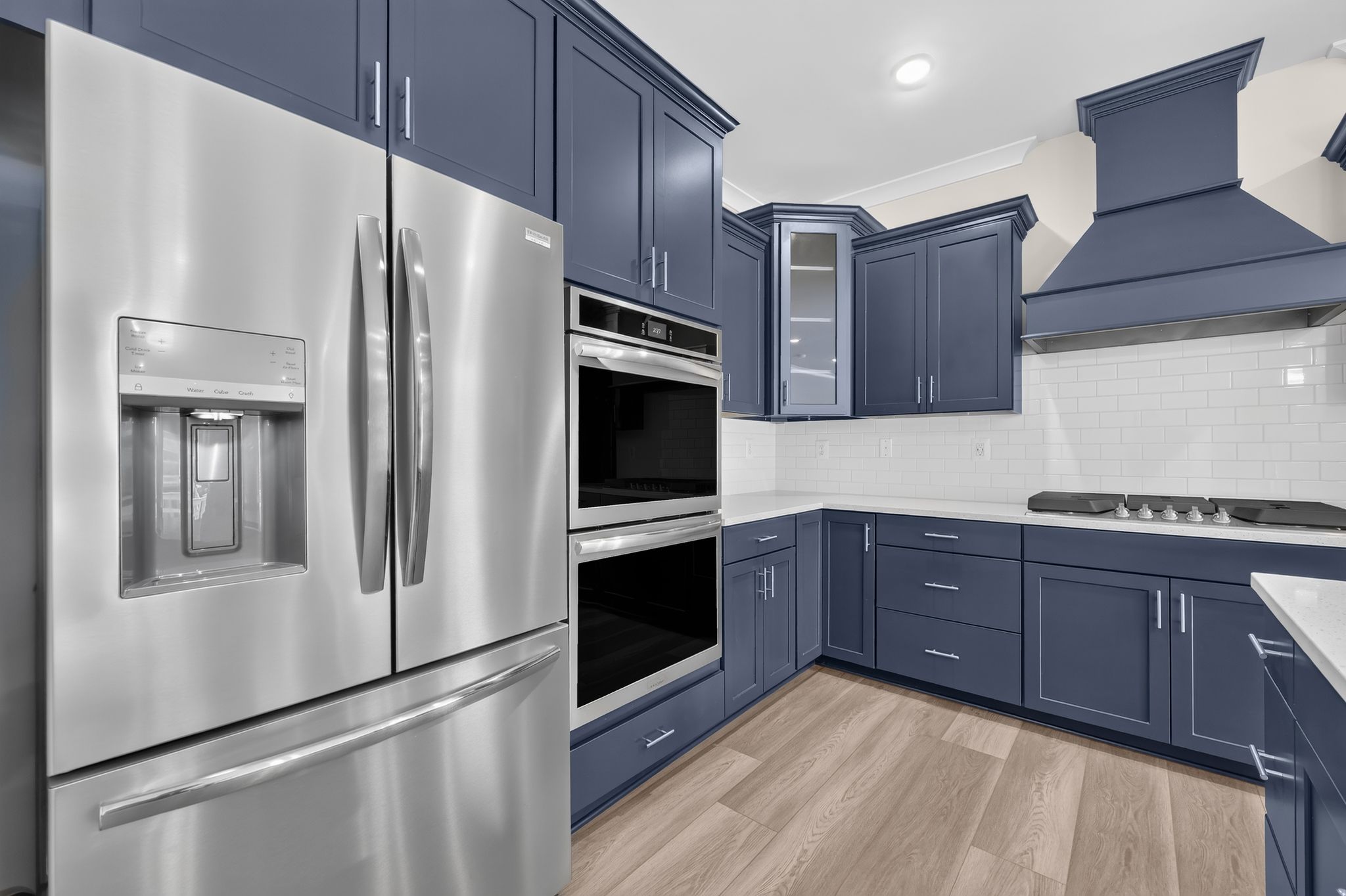 Heightsat Hunt Valley55+ Hamlin Kitchen 4of8 F1