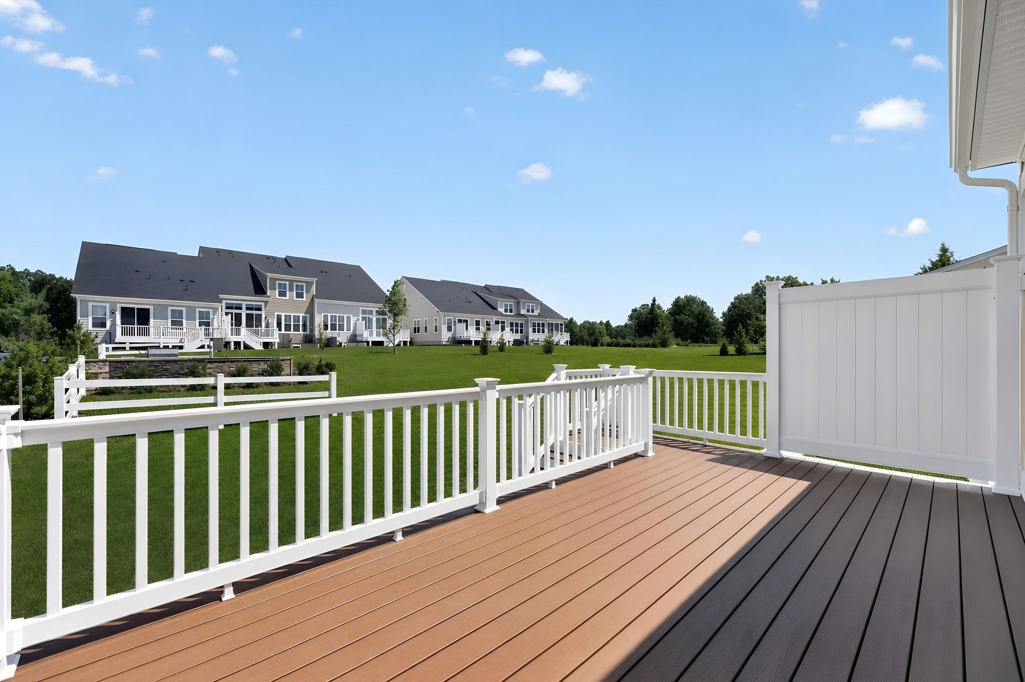 Heightsat Hunt Valley55+ Hamlin Deck