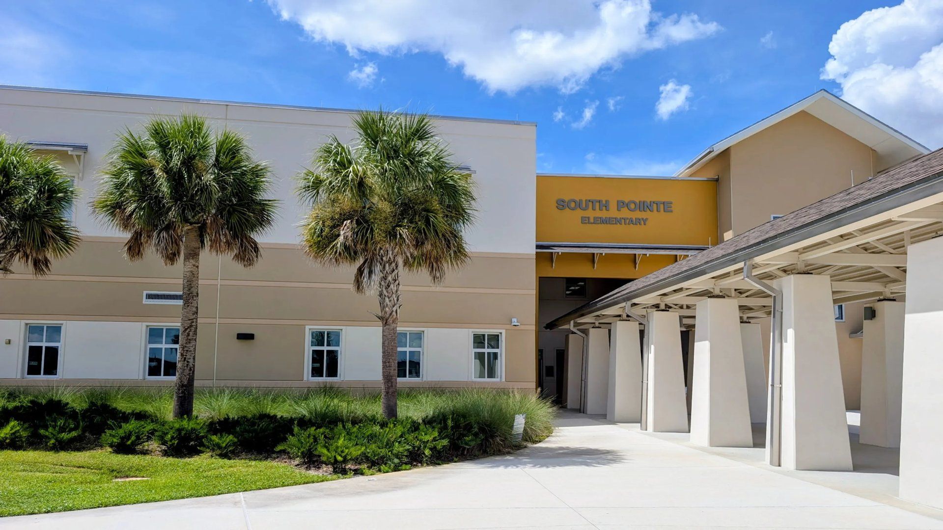 South Pointe Elementary School exterior