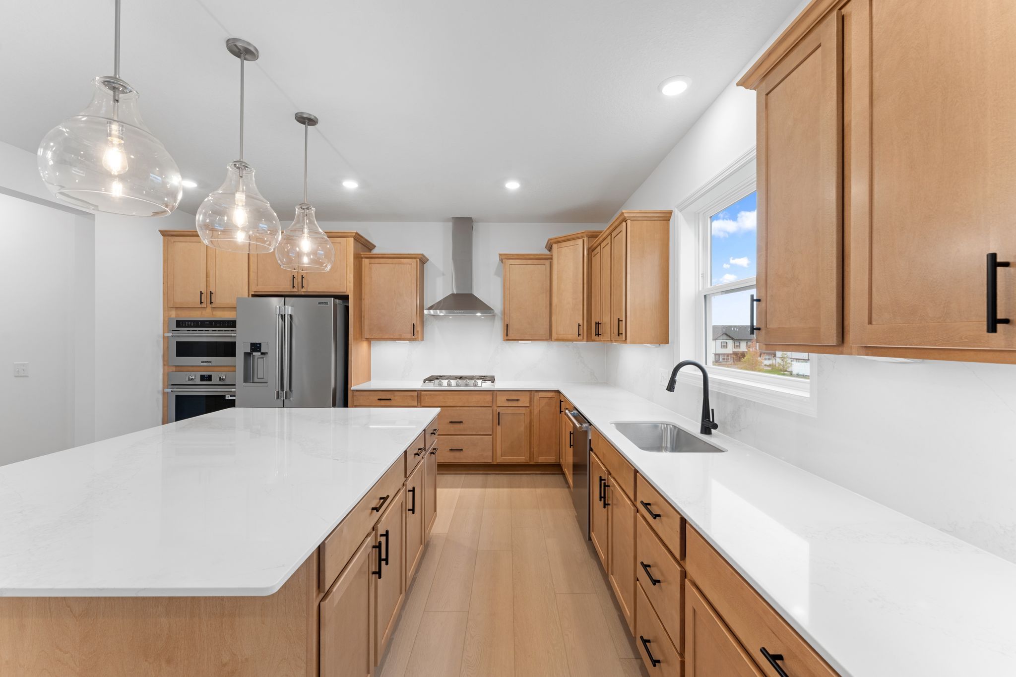 15 Westwind Washburn QMI H S1202 Kitchen 2of2 F1