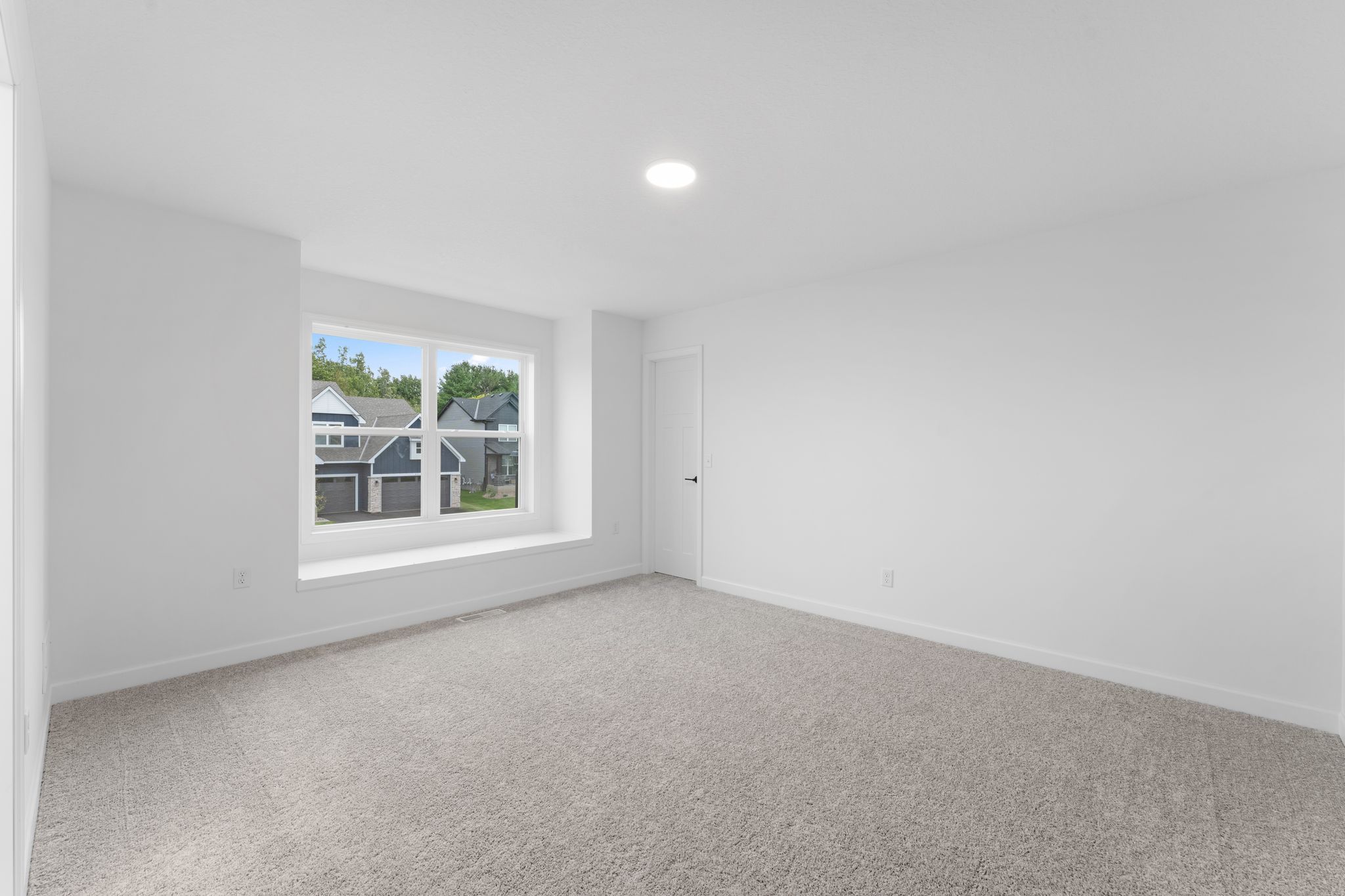 7 Westwind Washburn QMI H S1202 Bedroom 2of2 F2